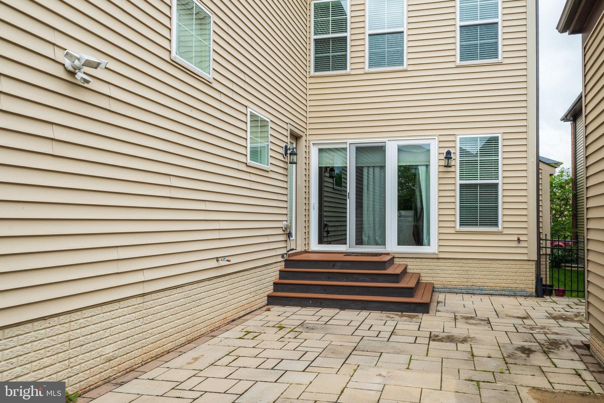 20463 Codman Dr