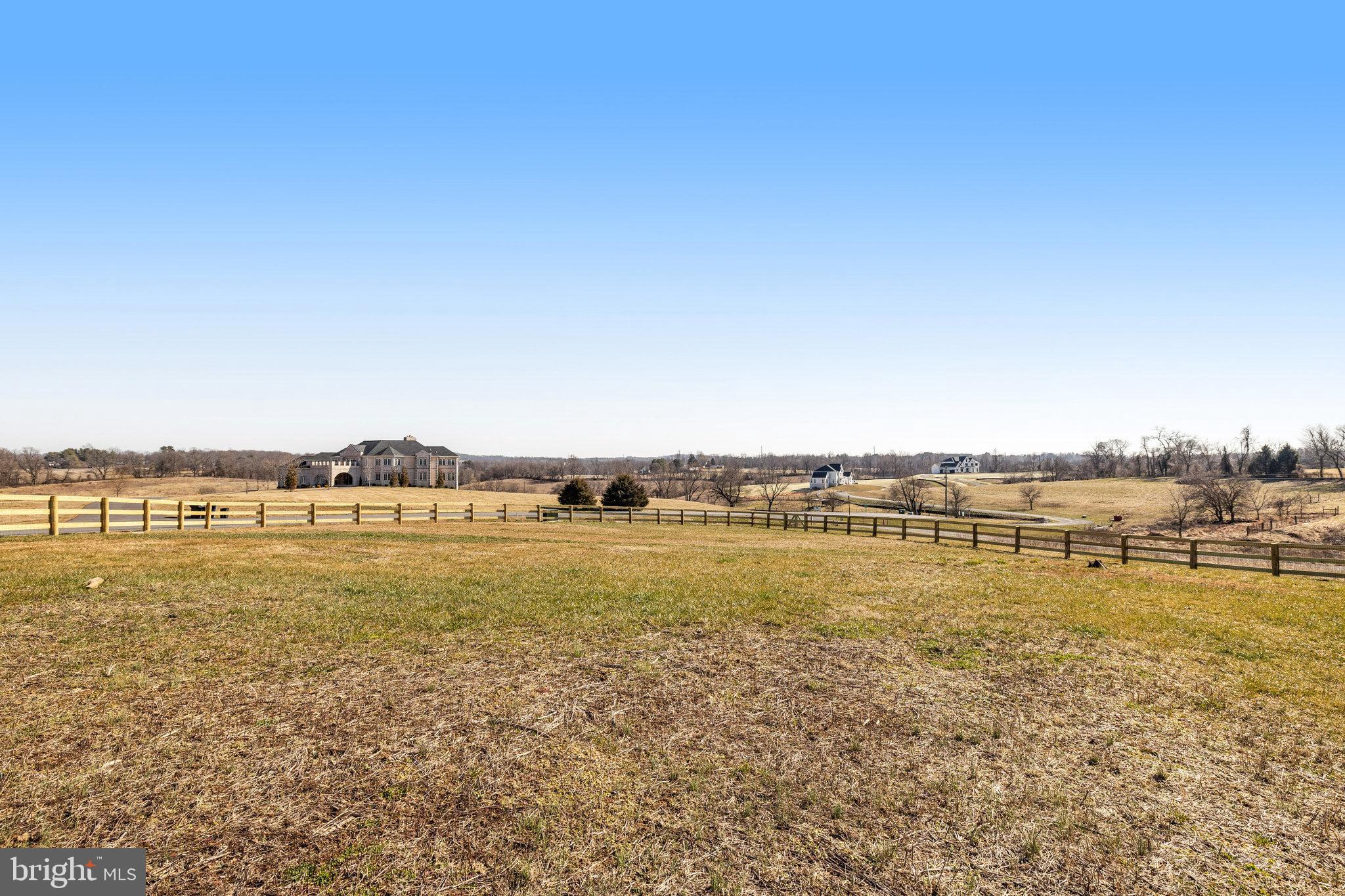 16737 Huntwick Pl