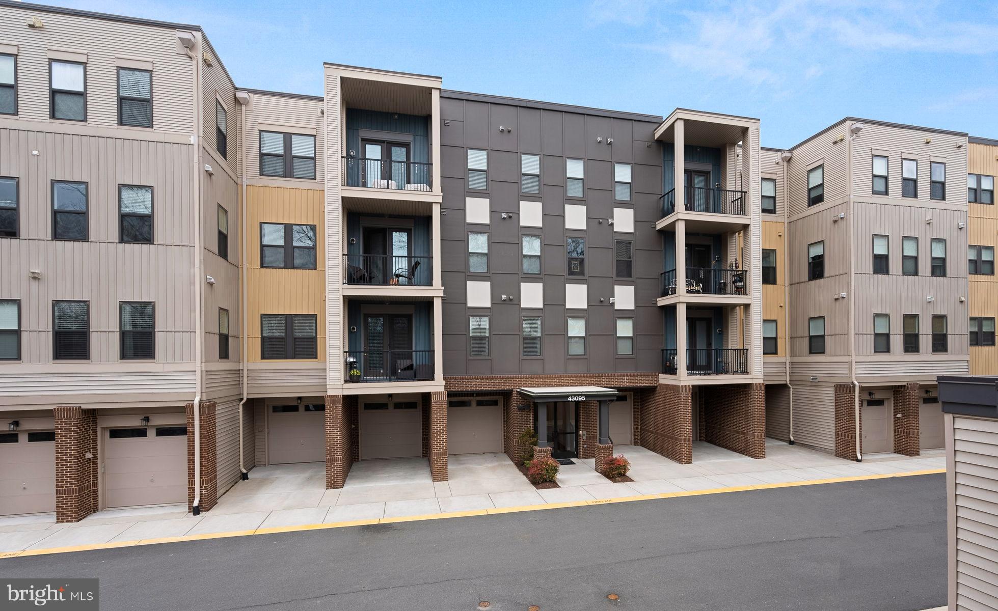 43095 Wynridge Dr #405