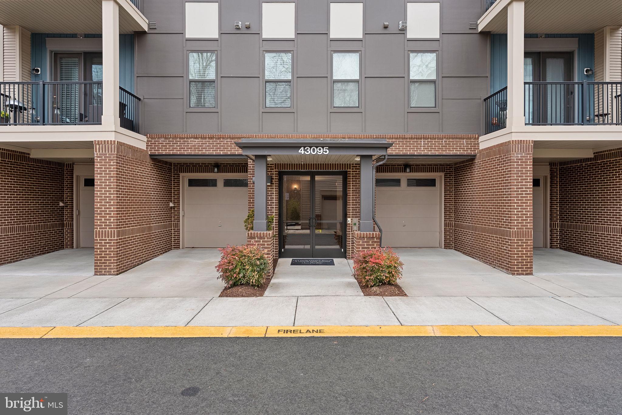 43095 Wynridge Dr #405