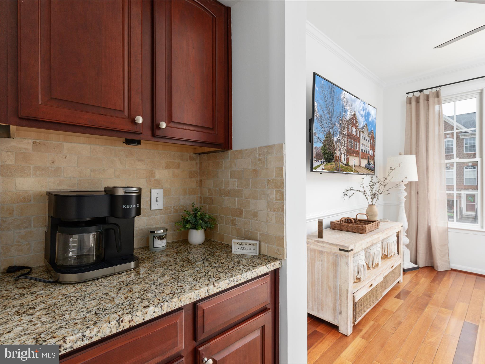 1225 Cambria Ter NE