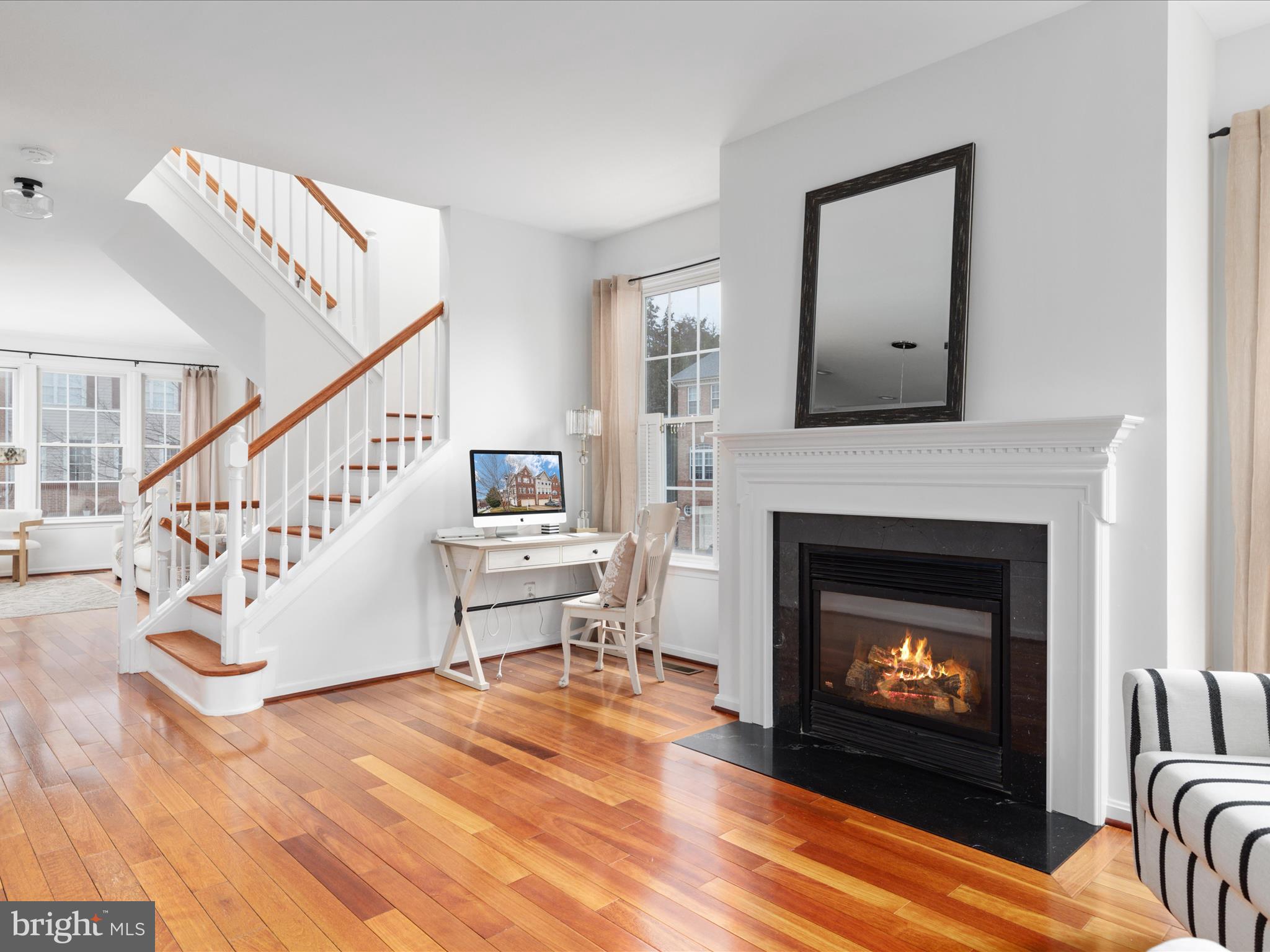 1225 Cambria Ter NE