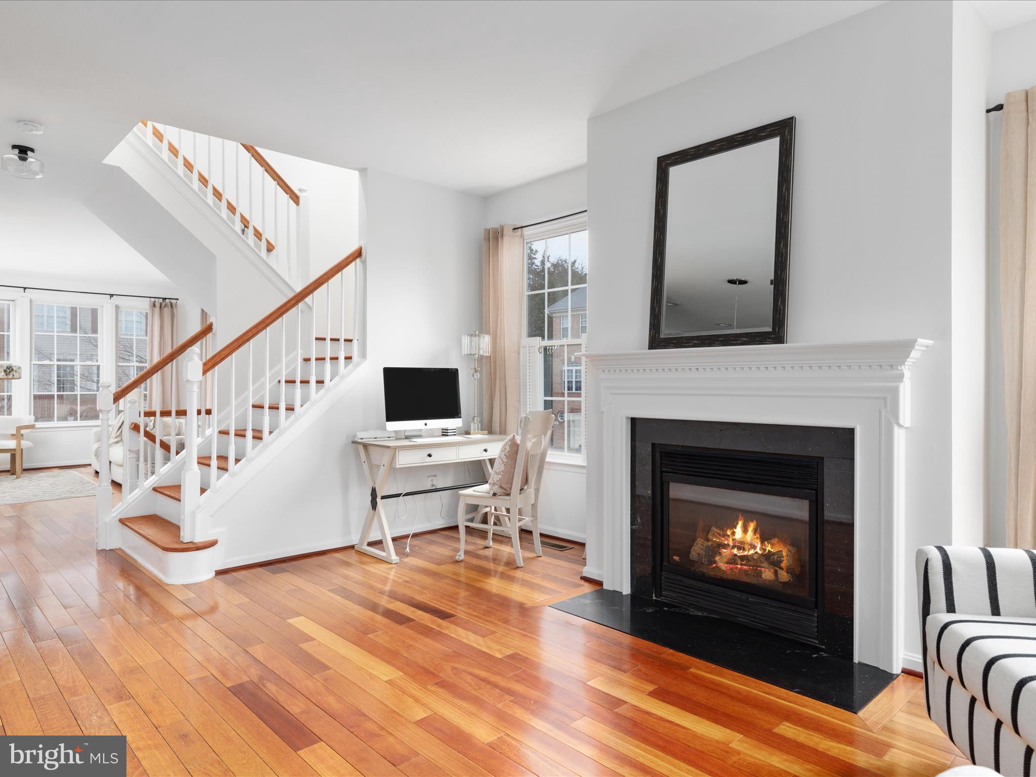 1225 Cambria Ter NE