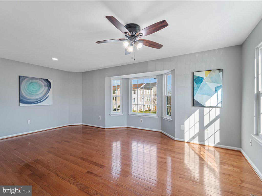 564 Radford Ter NE