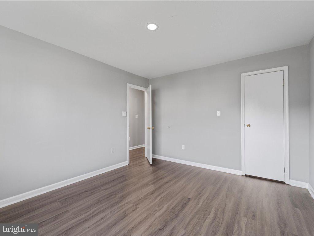 564 Radford Ter NE
