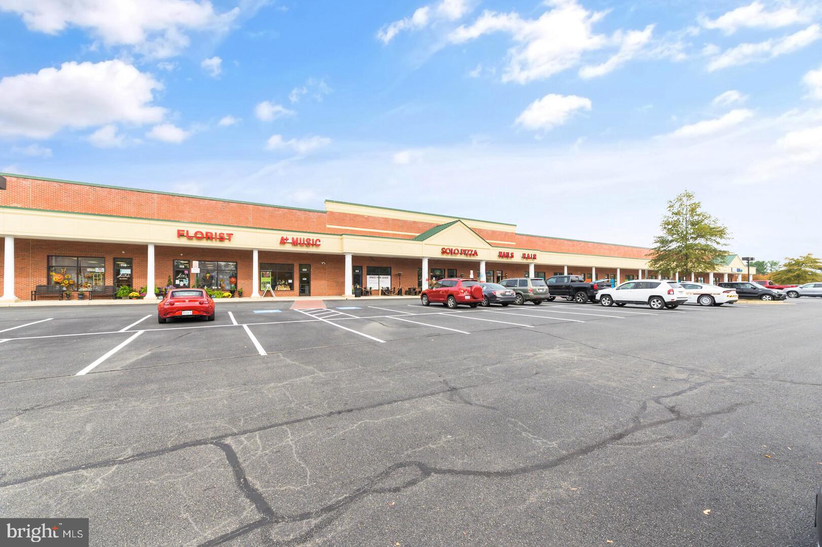 564 Radford Ter NE