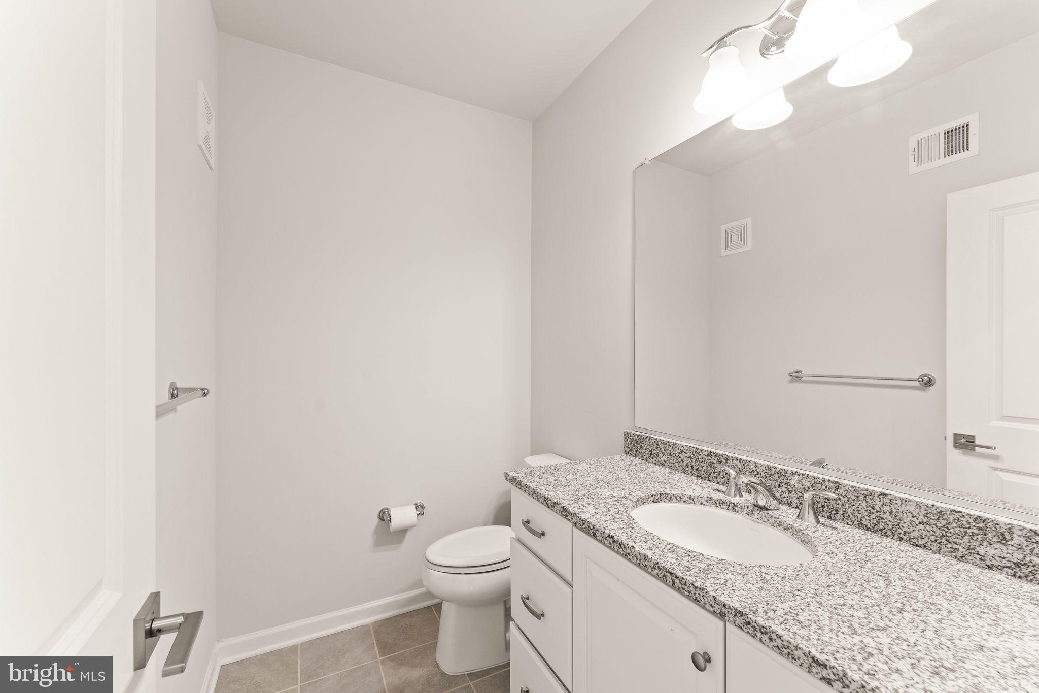 23245 Milltown Knoll Sq #104