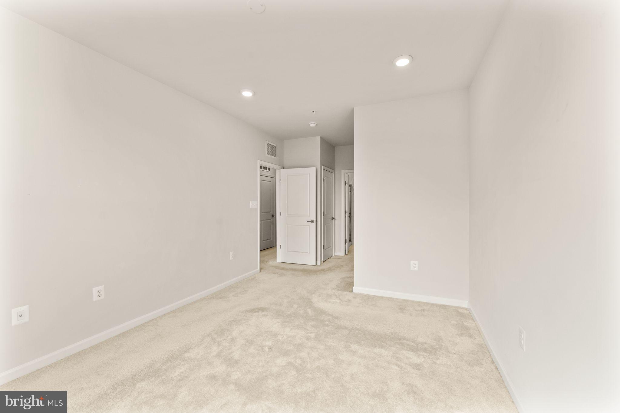 23245 Milltown Knoll Sq #104