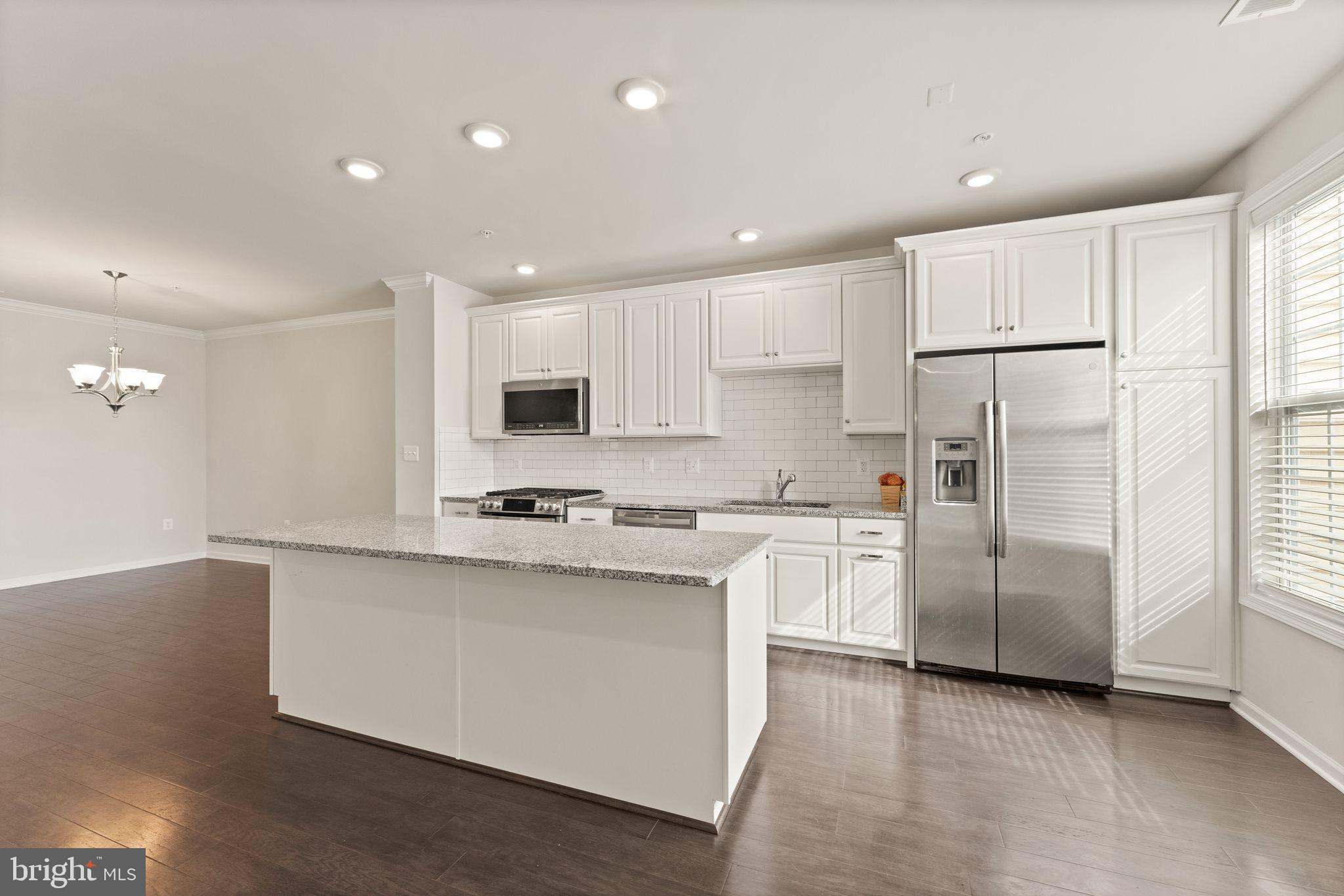 23245 Milltown Knoll Sq #104