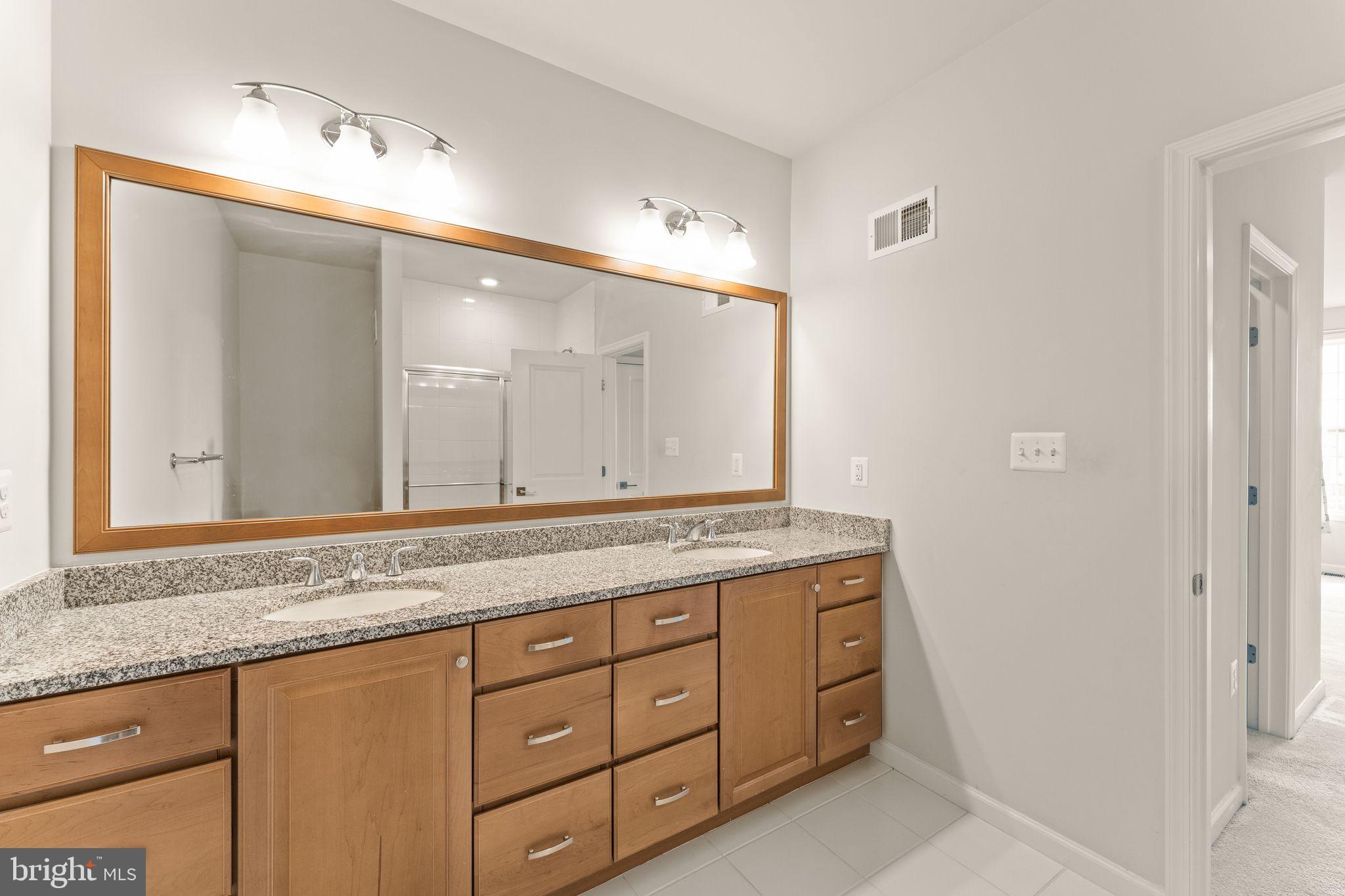 23245 Milltown Knoll Sq #104