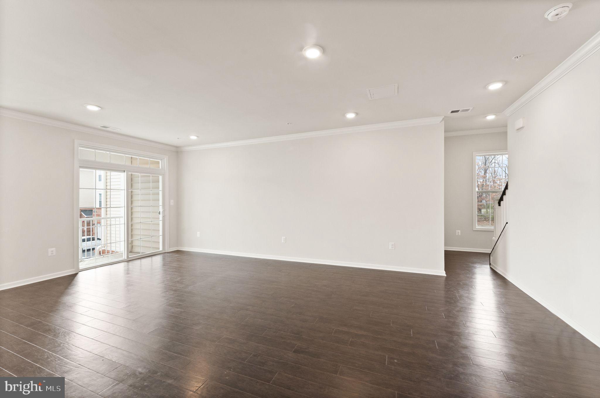 23245 Milltown Knoll Sq #104