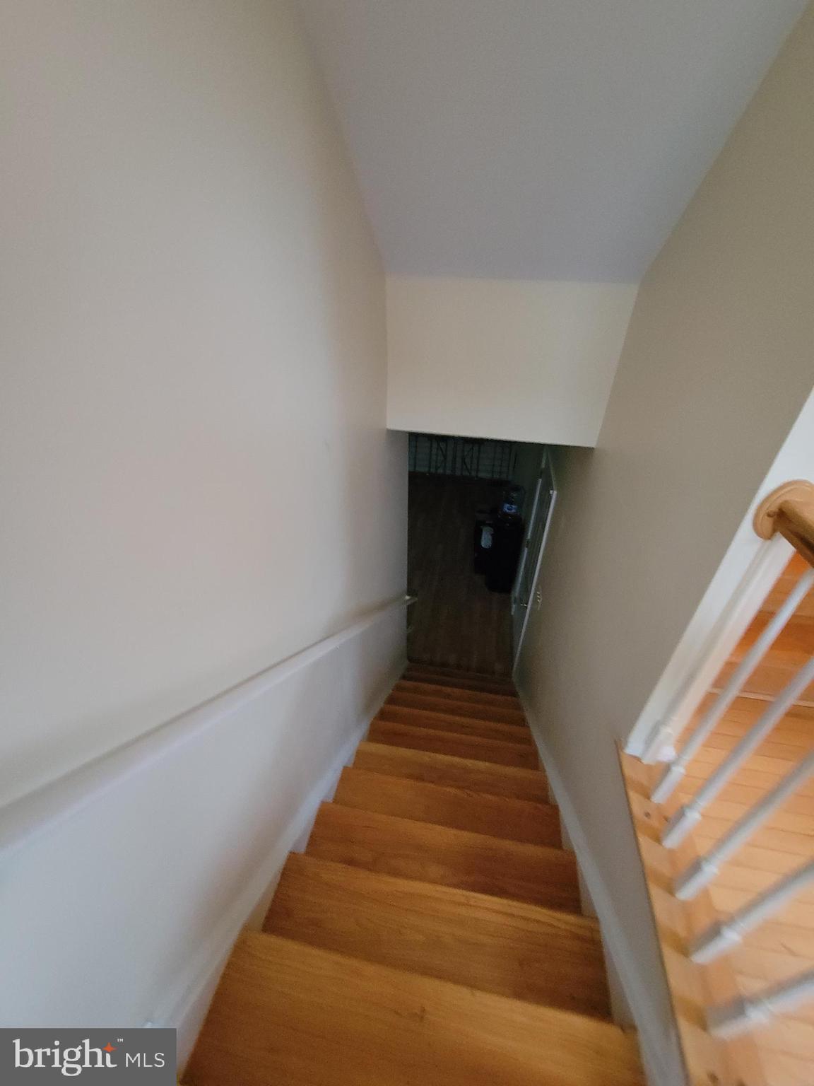 22671 Lamoreaux Landing Sq