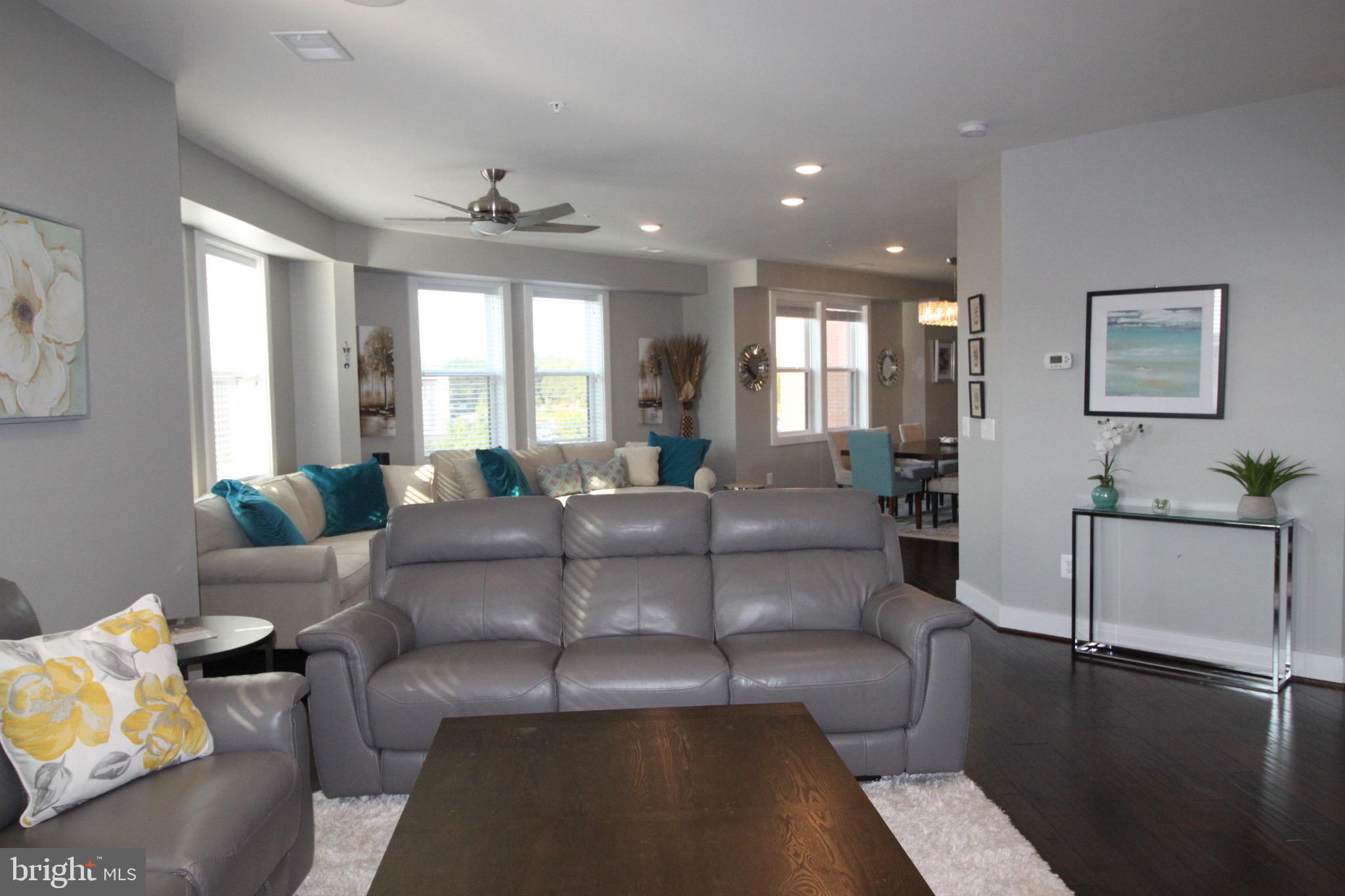 44738 Tiverton Sq