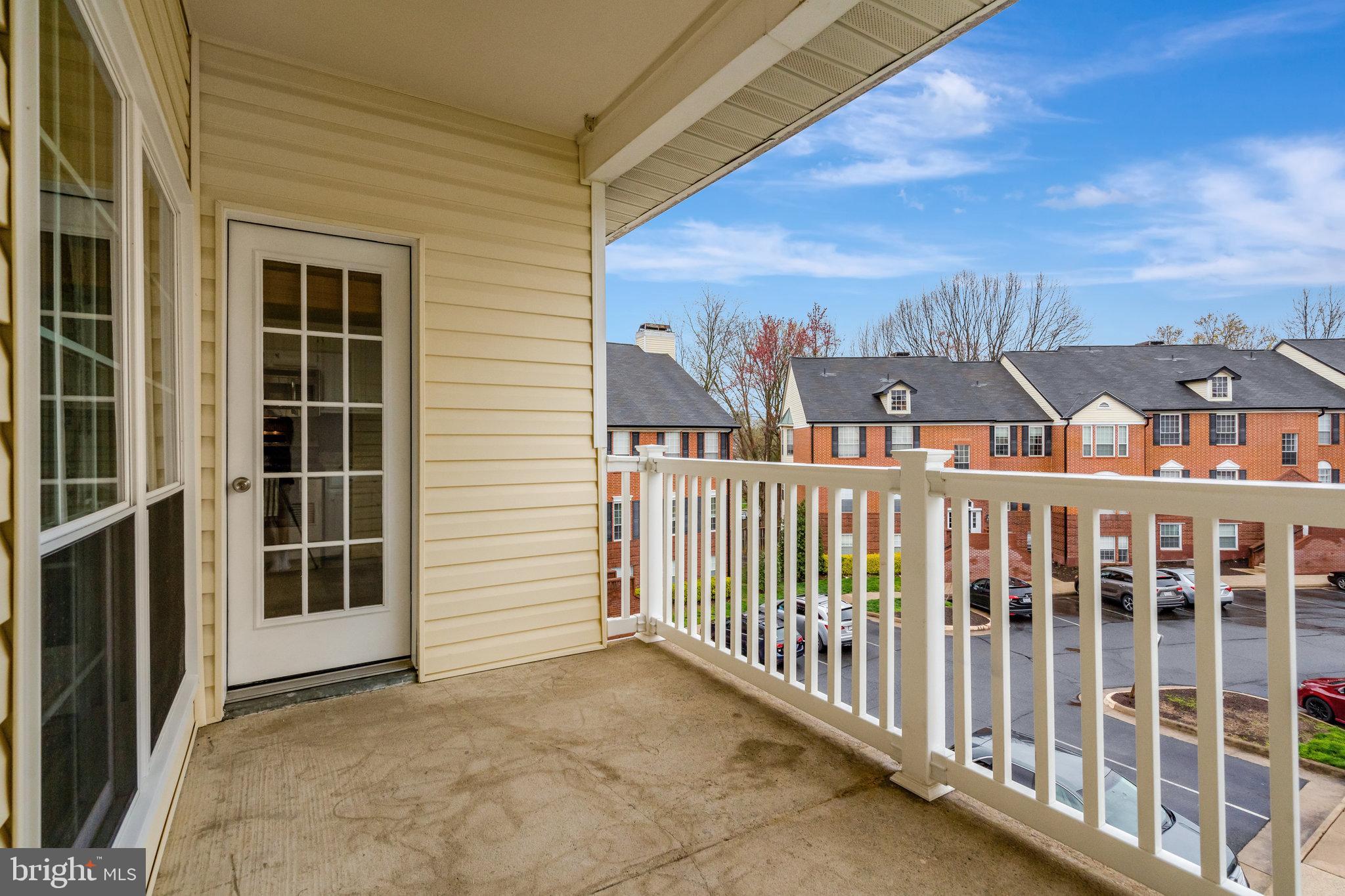 668 Gateway Dr SE #403