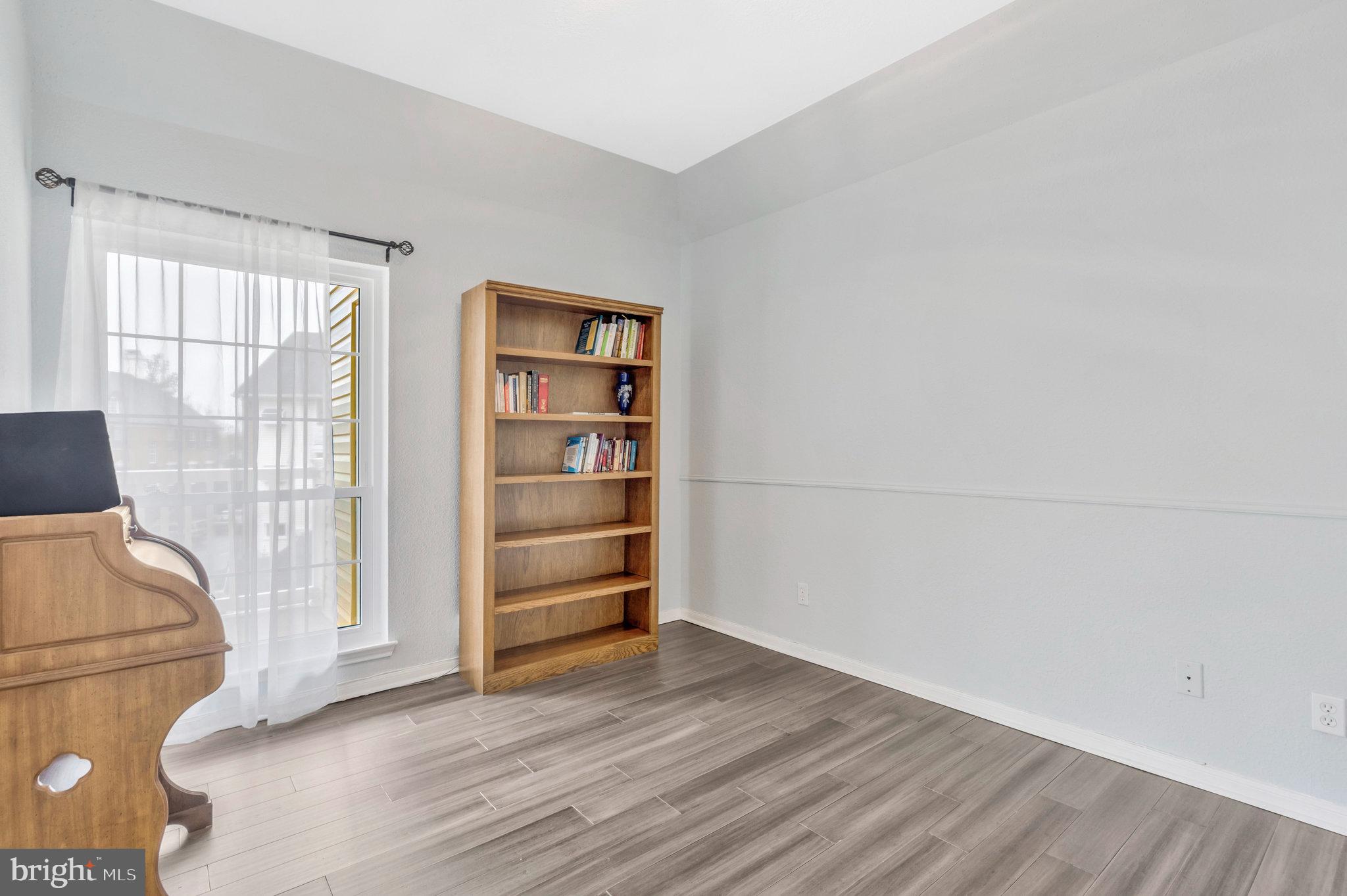 668 Gateway Dr SE #403