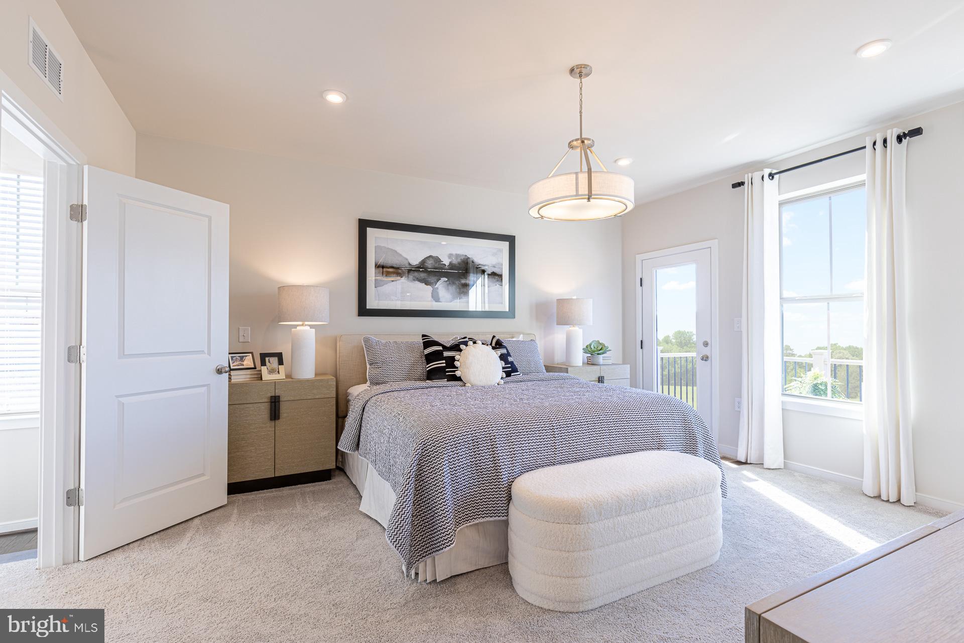 20918 Bluebird Sq
