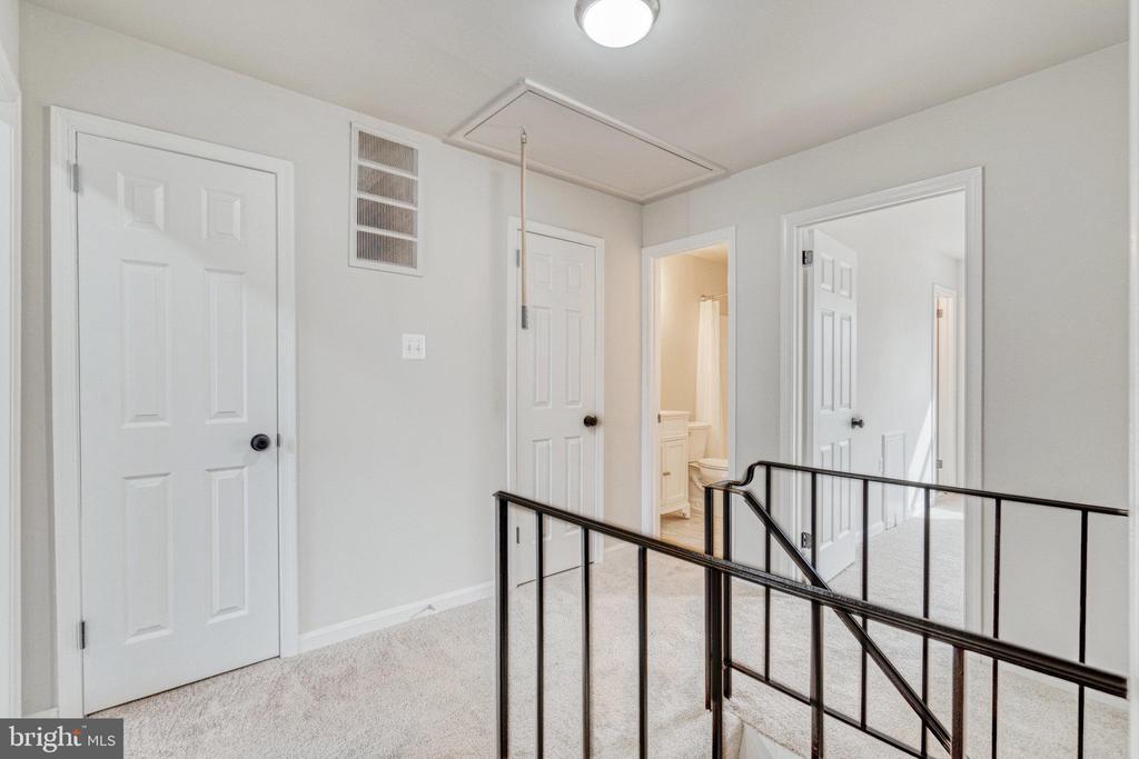 50 Sydnor St