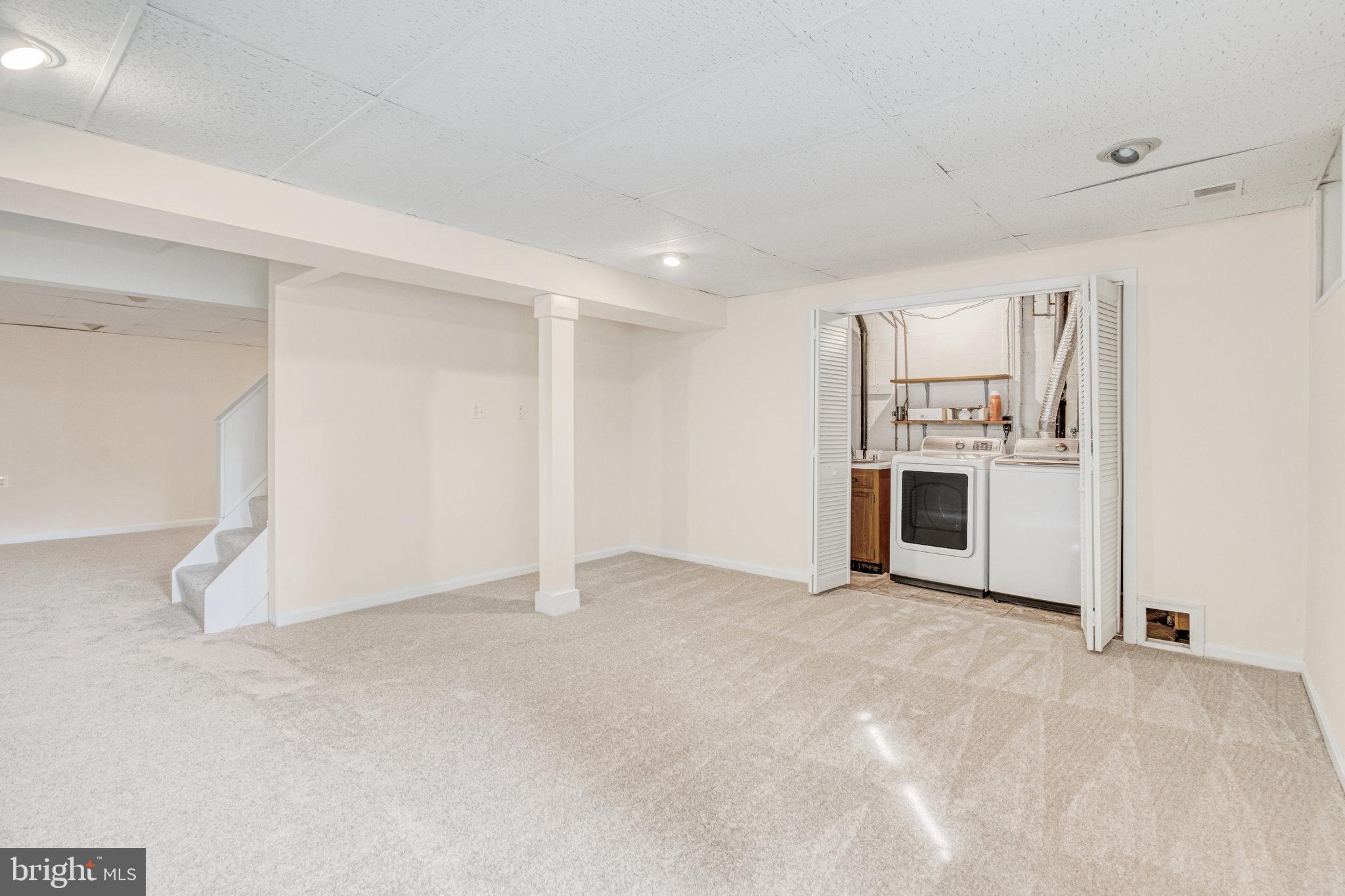 50 Sydnor St