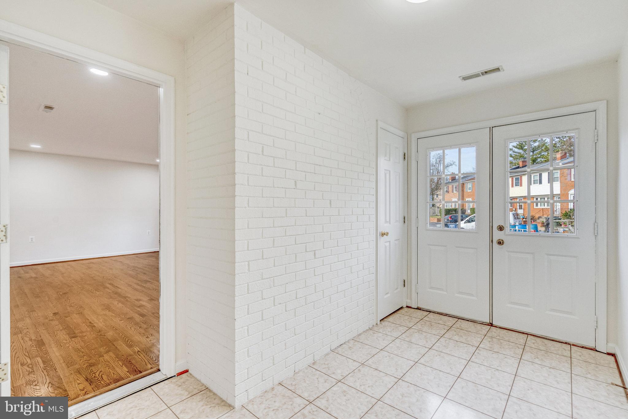 50 Sydnor St