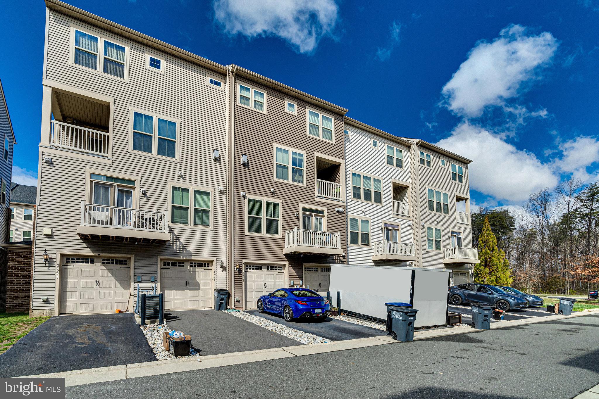 25292 Gray Poplar Ter