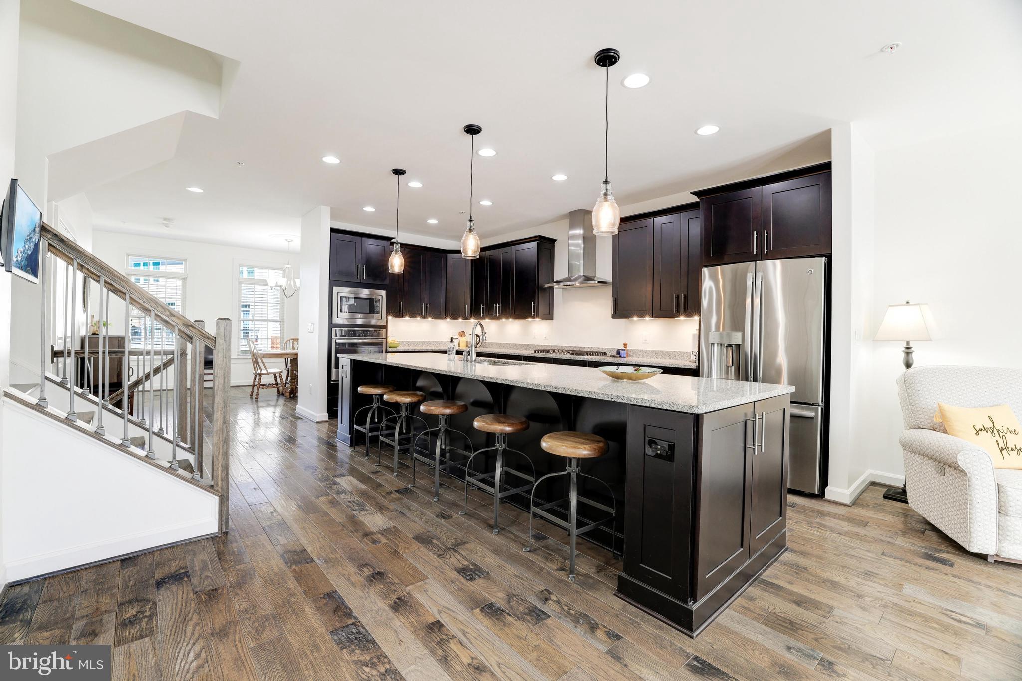 42687 Burbank Ter