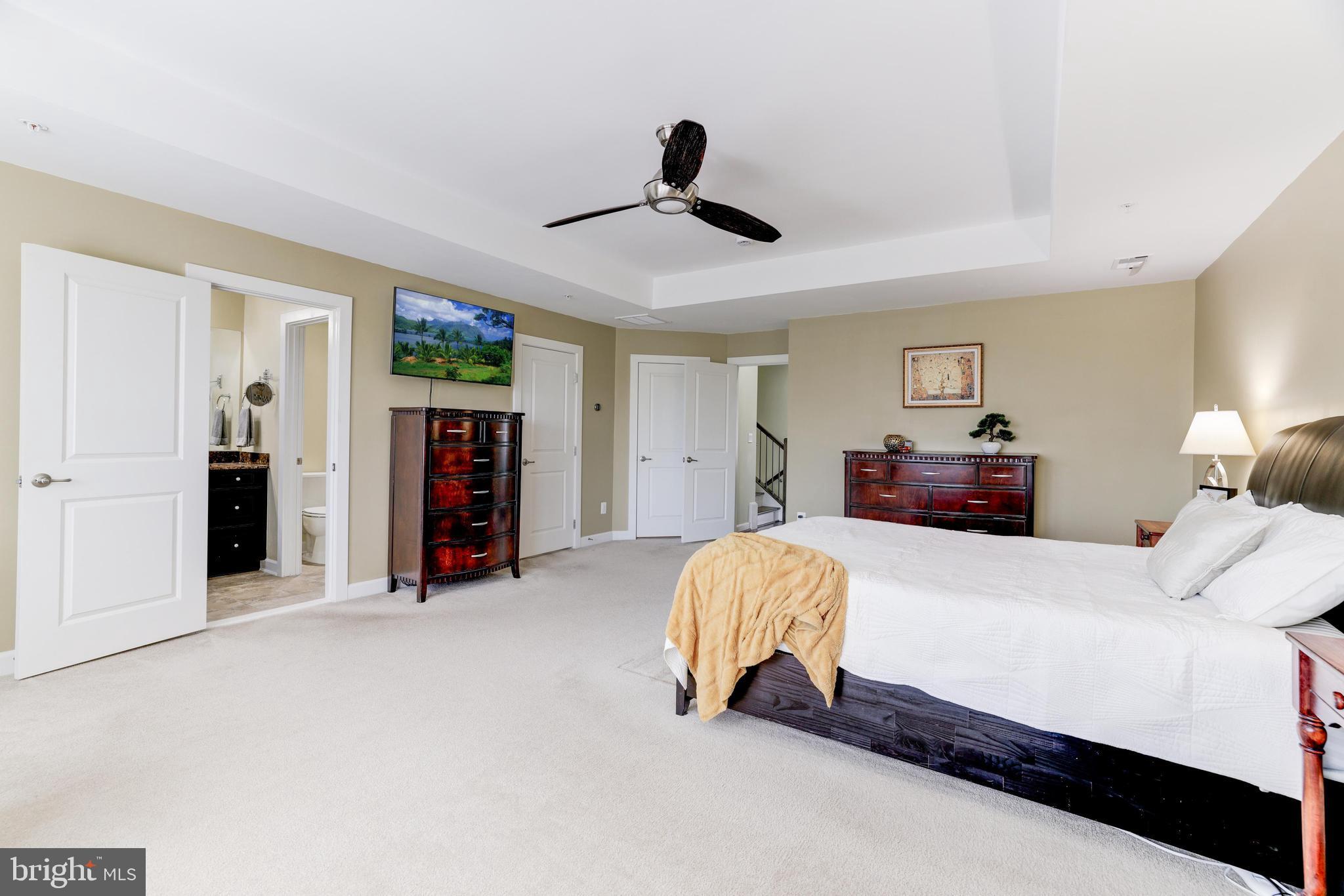 42687 Burbank Ter