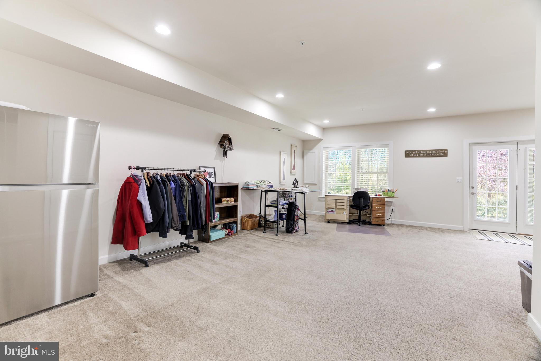 42687 Burbank Ter