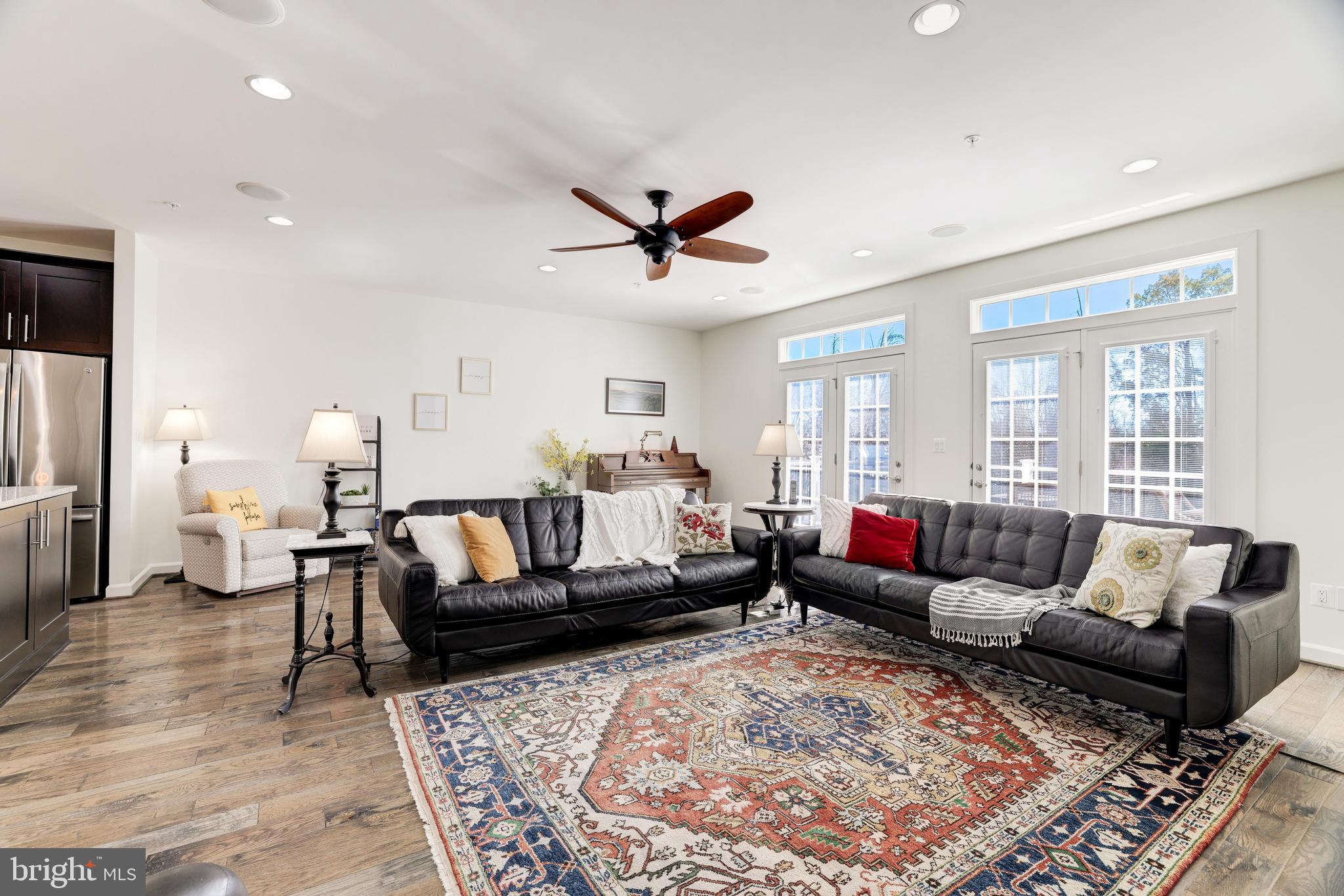 42687 Burbank Ter