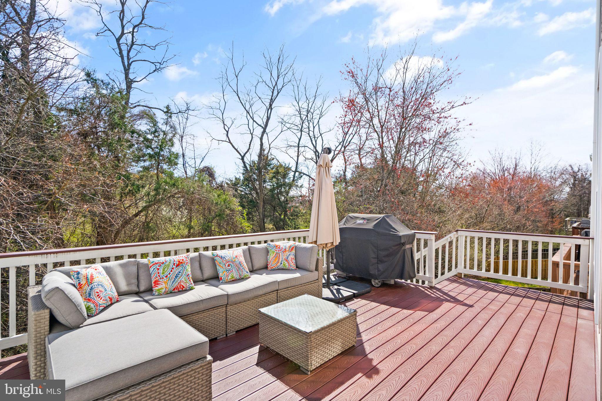 1202 Cambria Ter NE