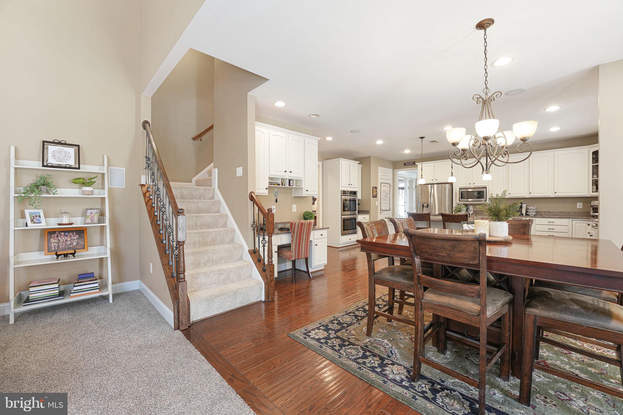 24276 Longshadow Ln