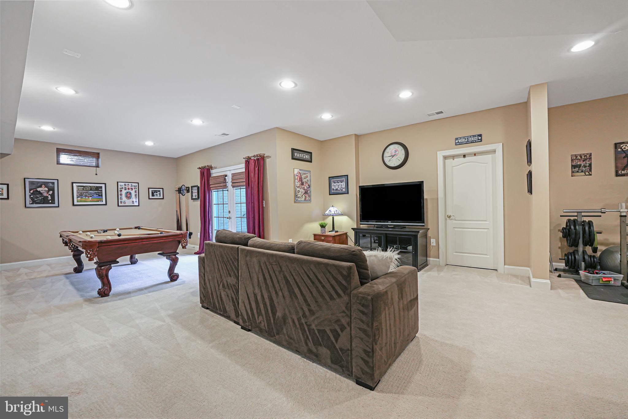 24276 Longshadow Ln