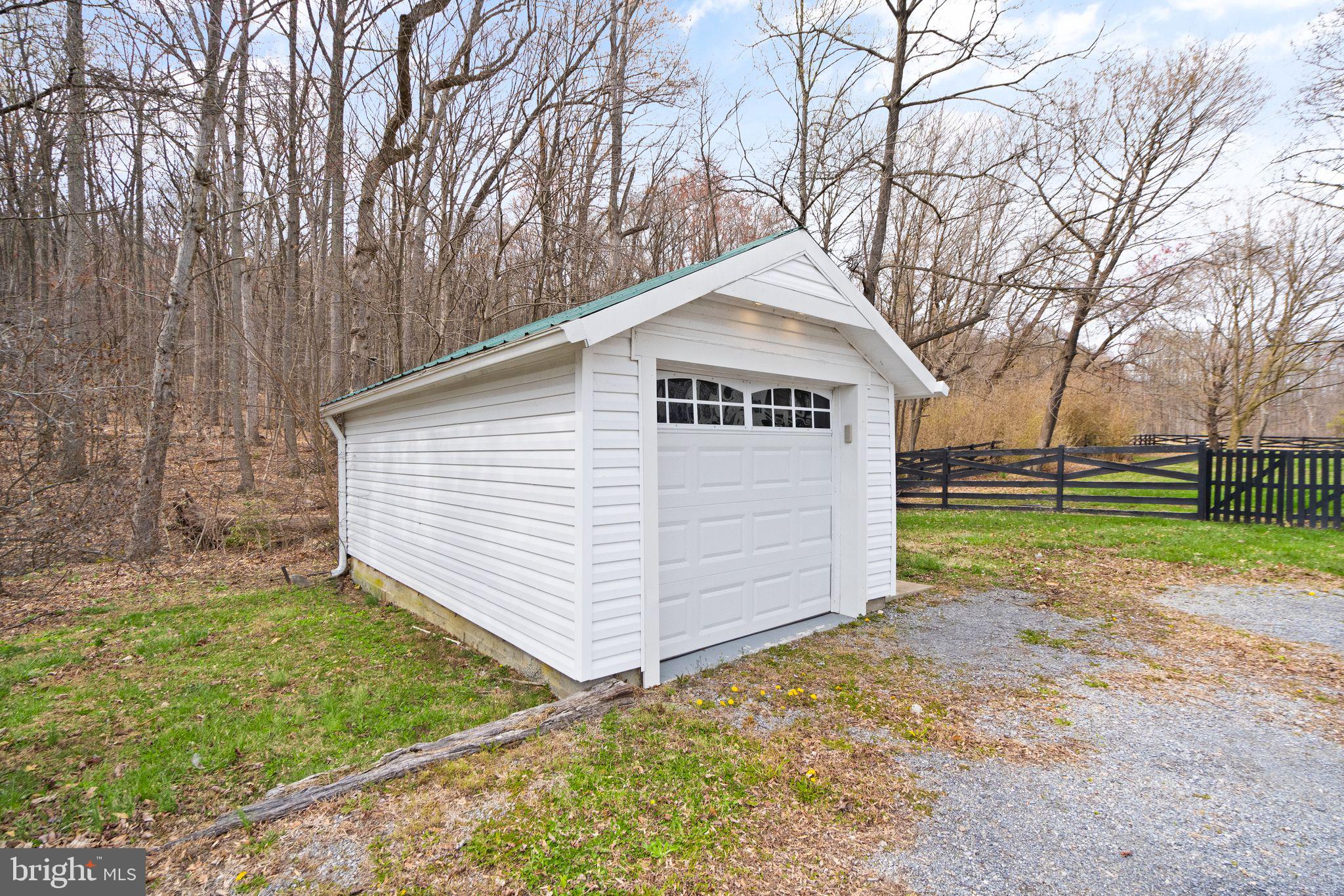 13757 Mountain Rd