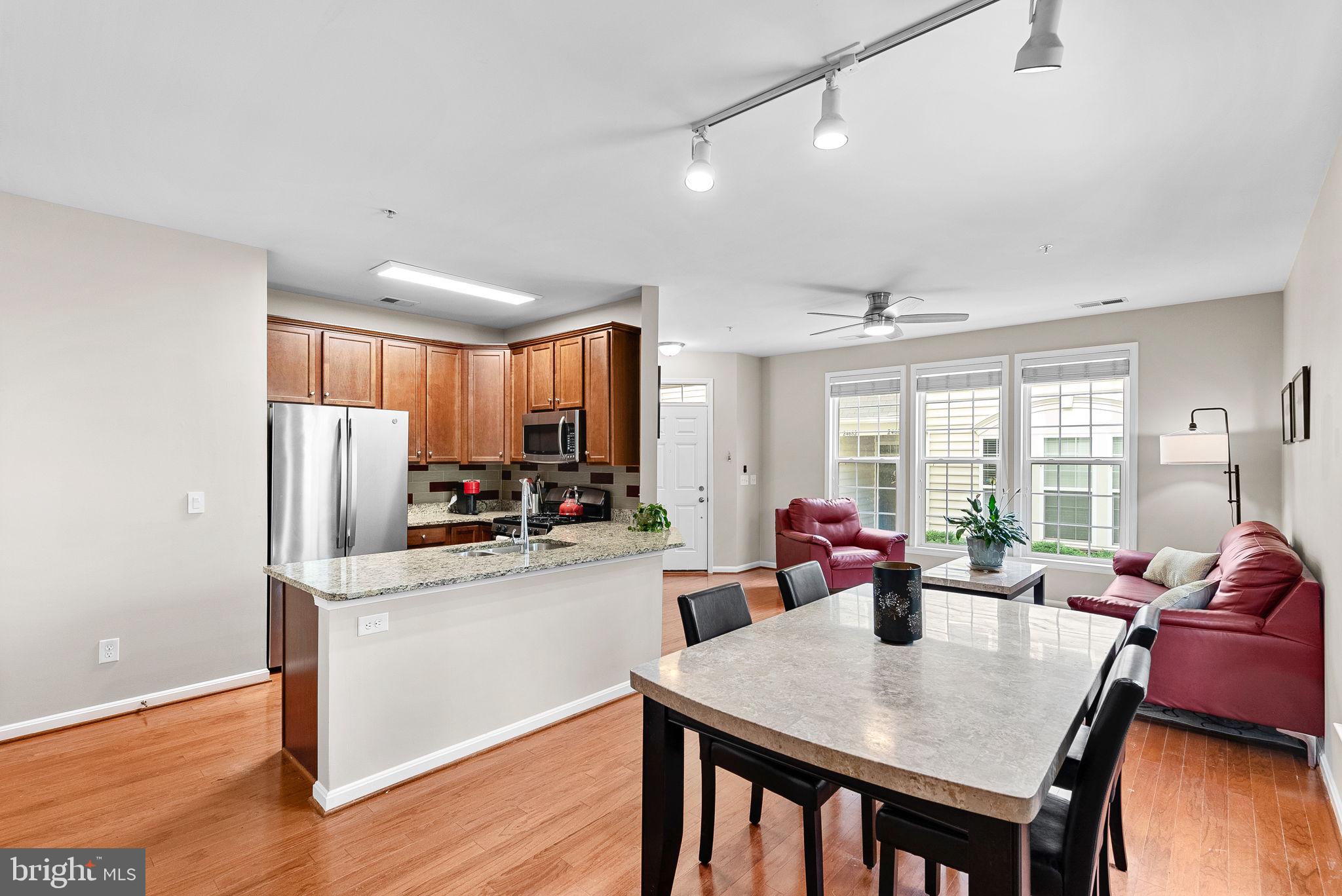 42288 San Juan Ter