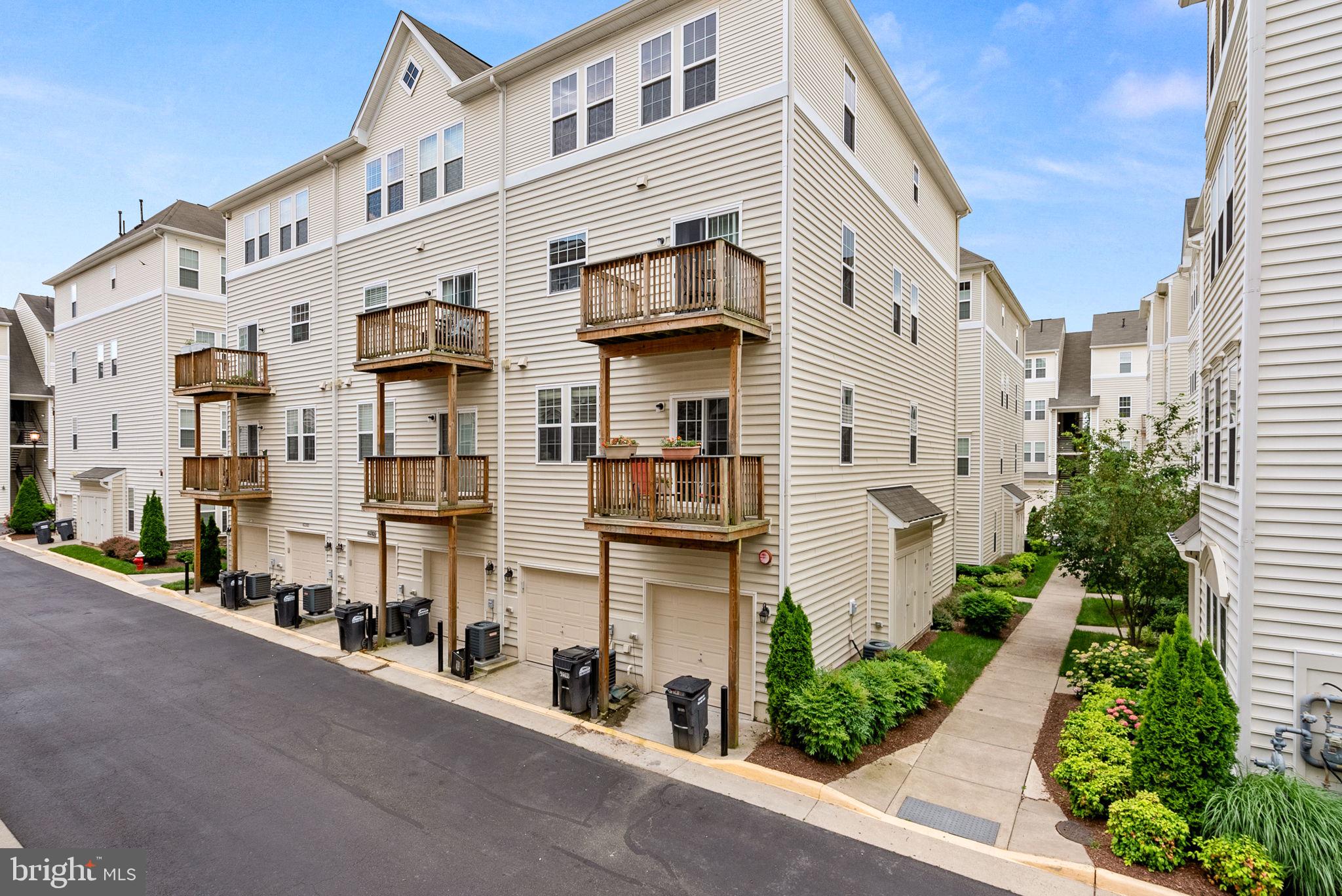 42288 San Juan Ter
