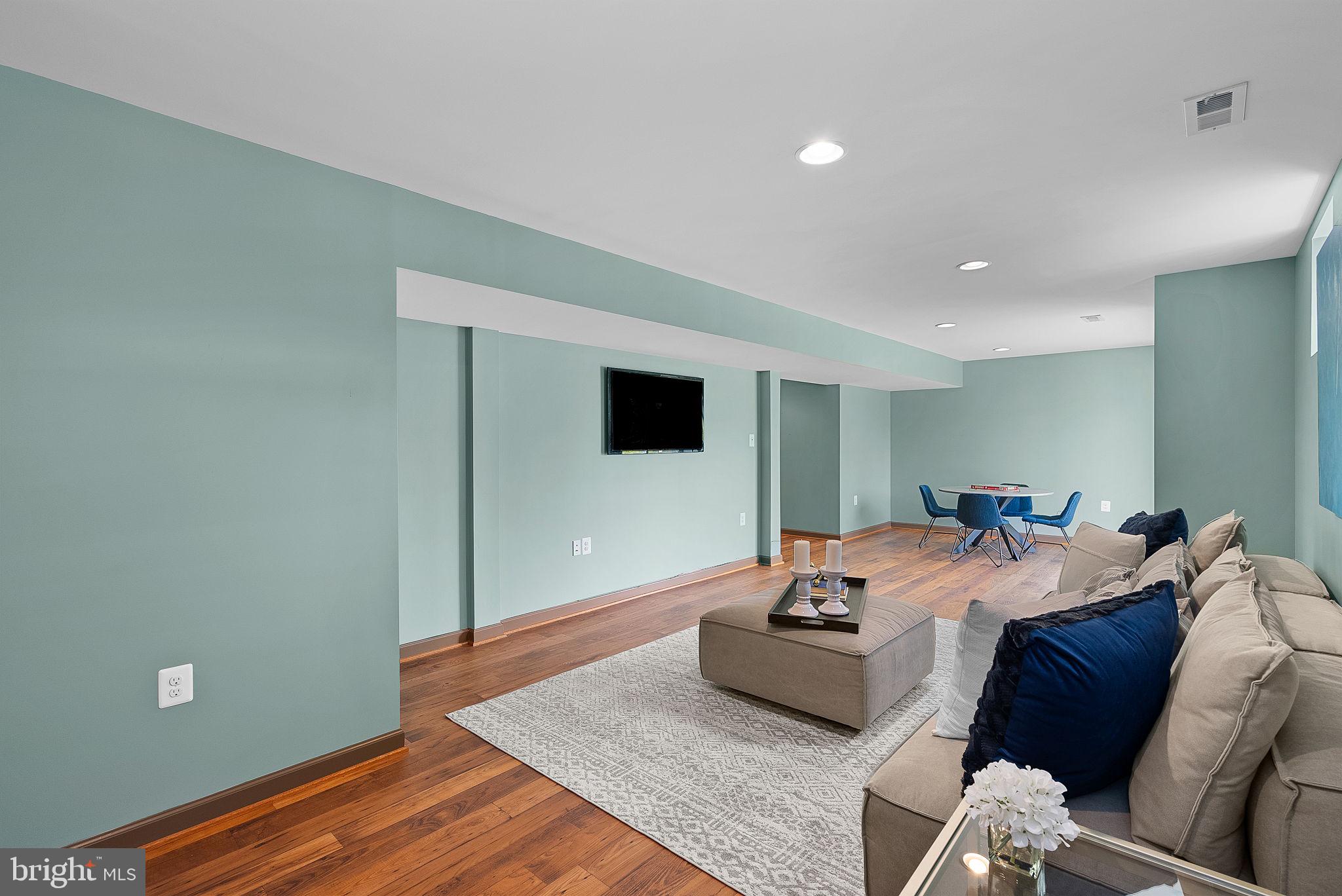 16909 Evening Star Dr