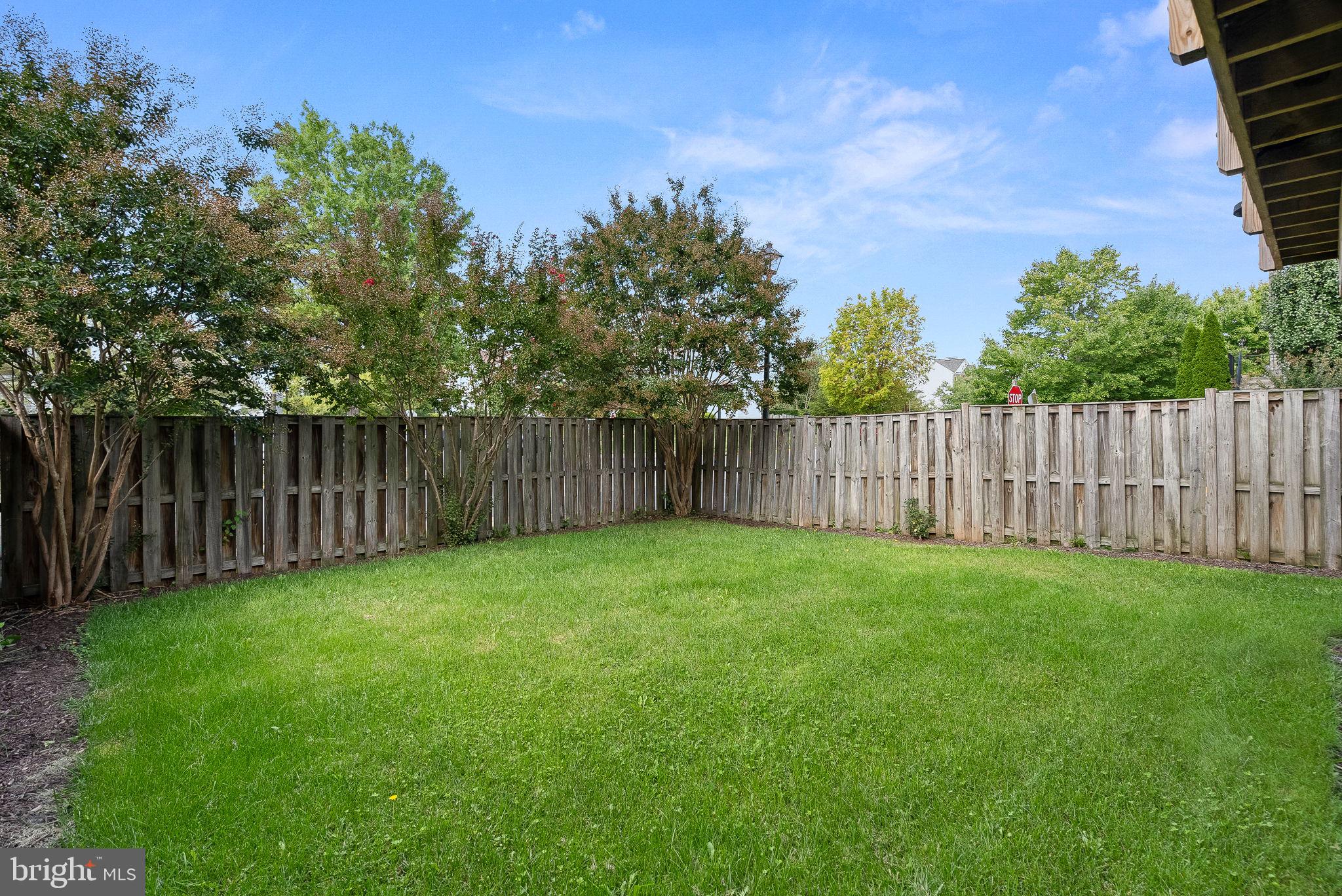 818 Ferndale Ter NE