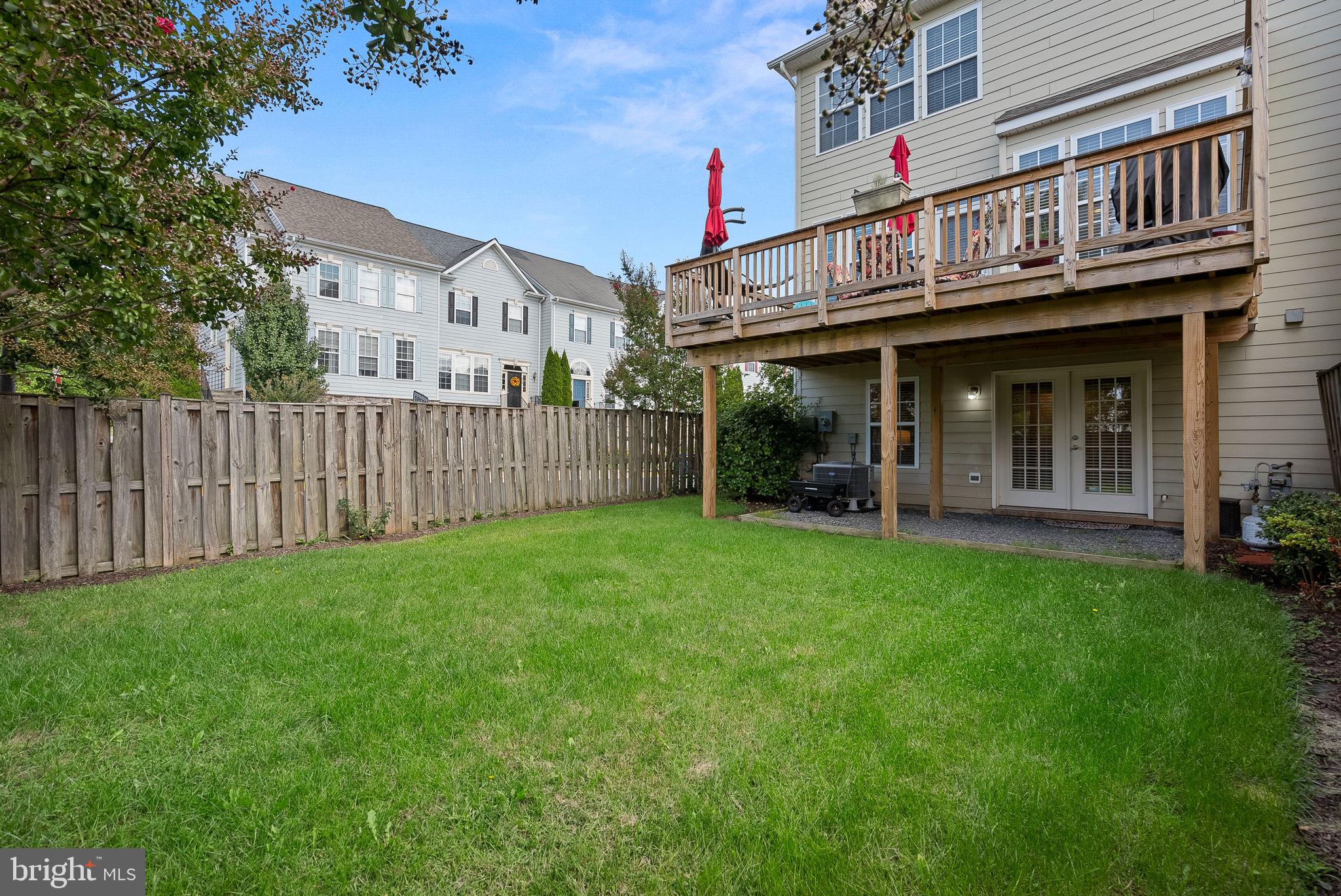 818 Ferndale Ter NE
