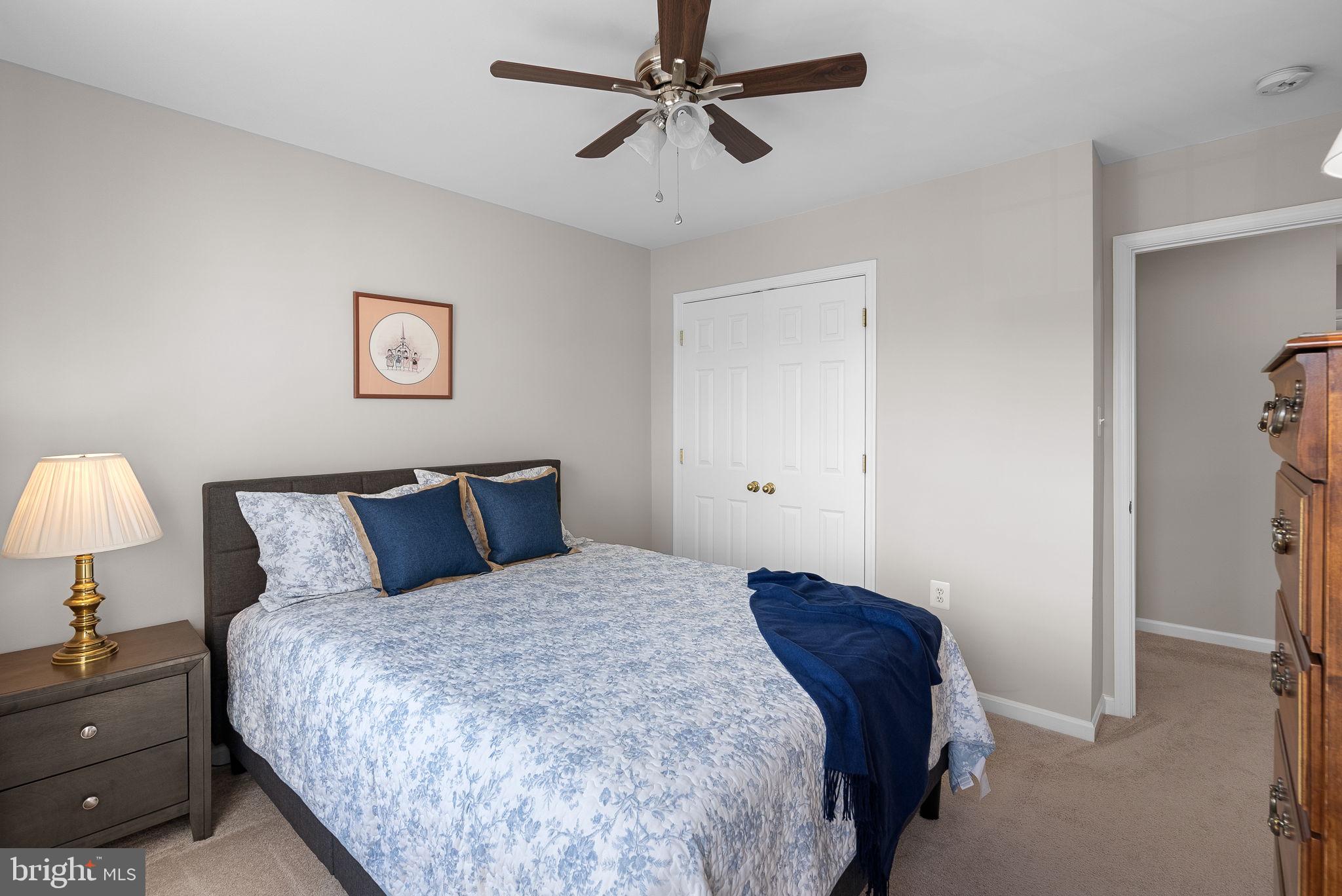 818 Ferndale Ter NE