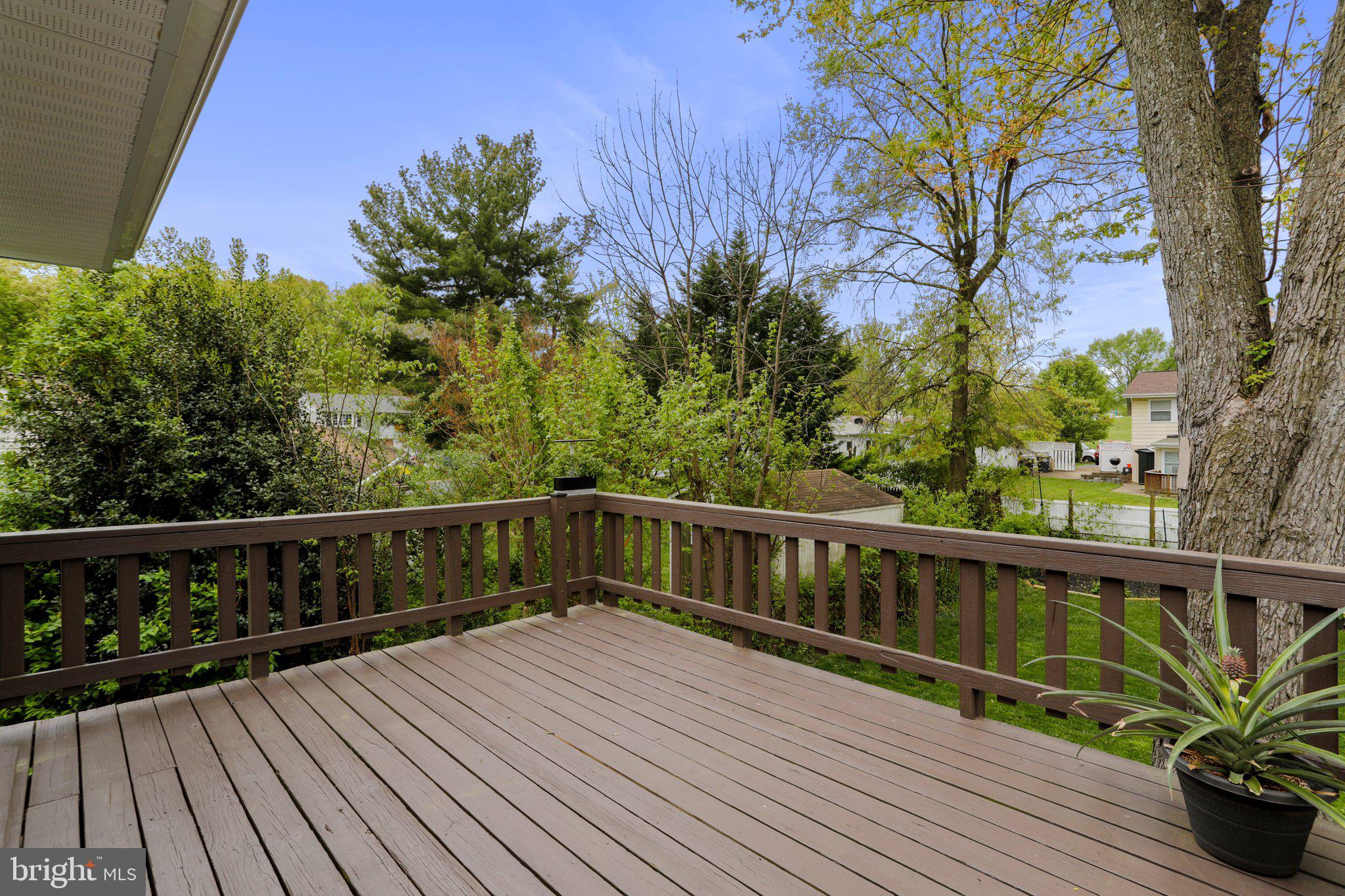 800 E Dickenson Ct