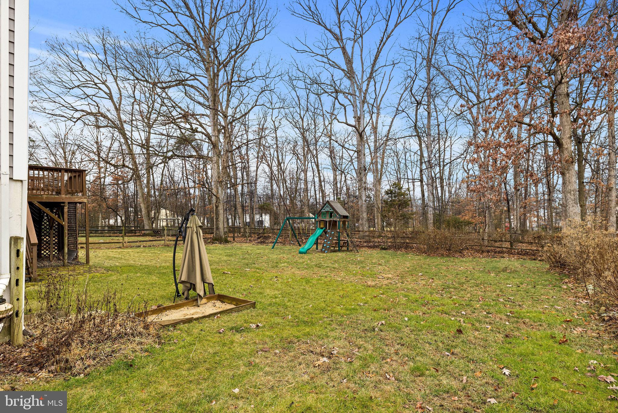 230 Silverleaf Dr
