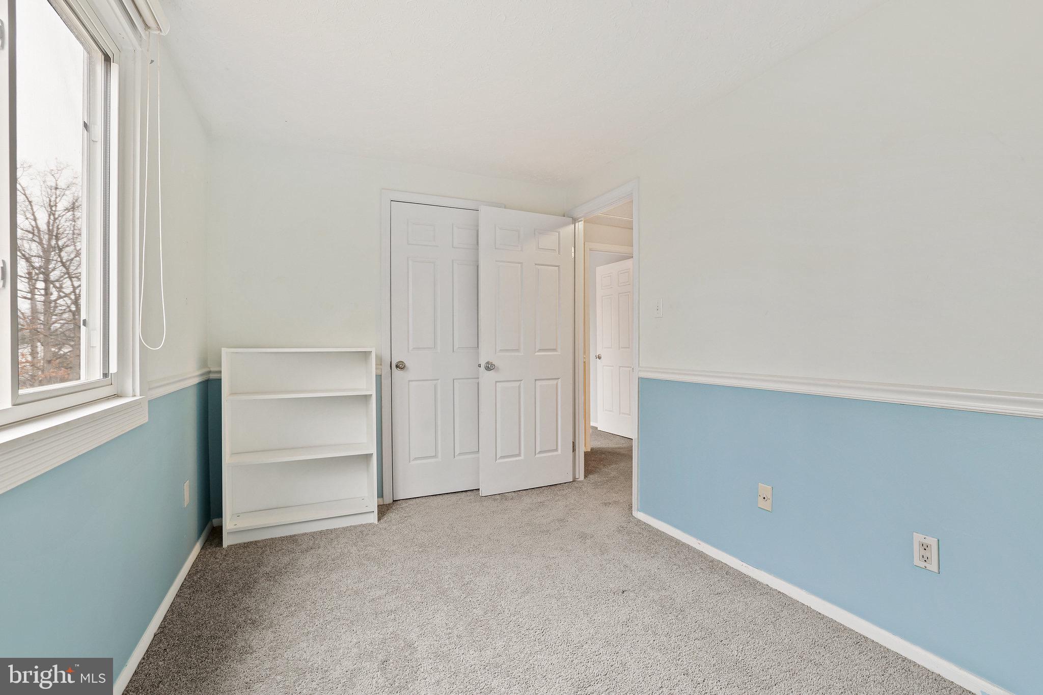 230 Silverleaf Dr