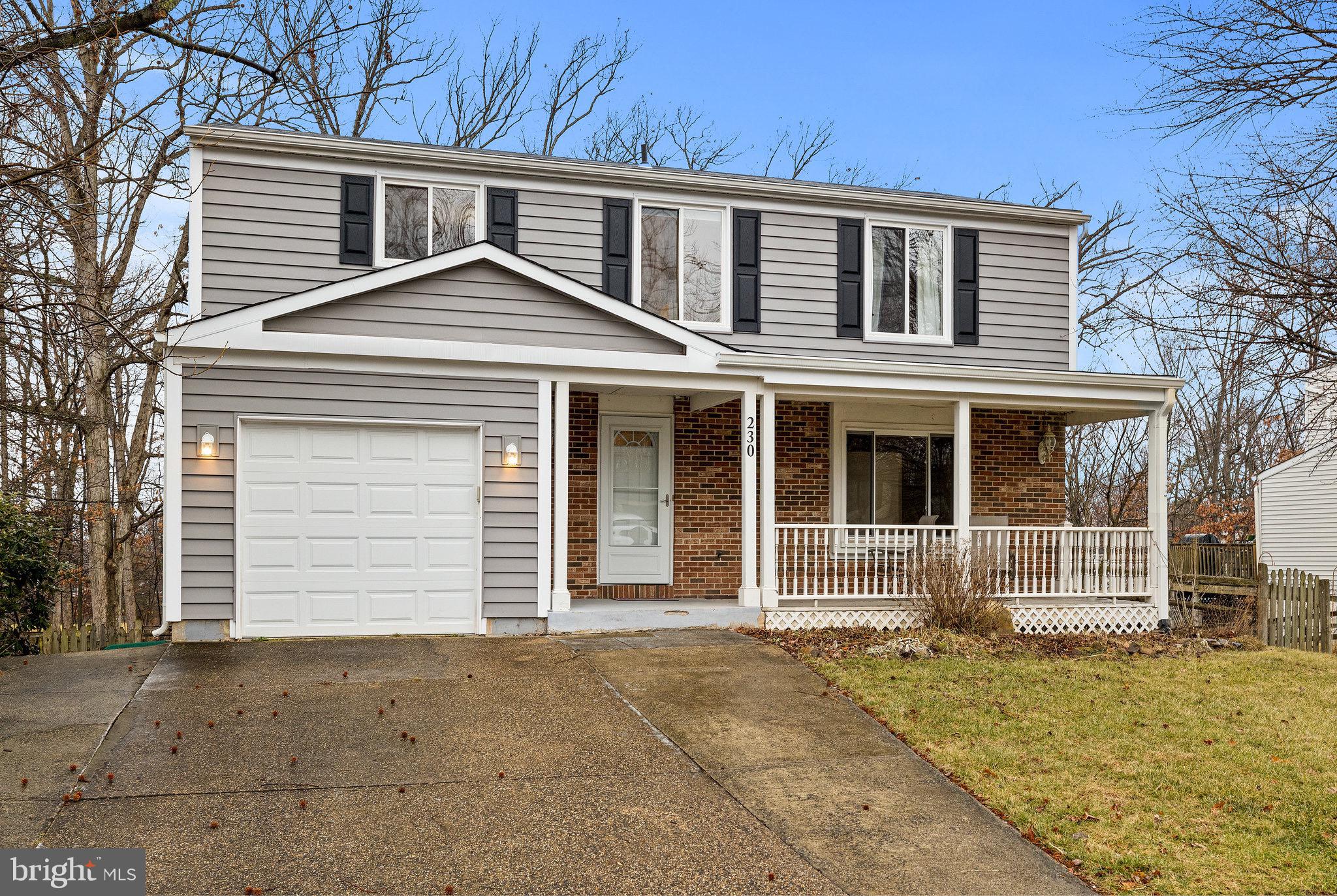 230 Silverleaf Dr