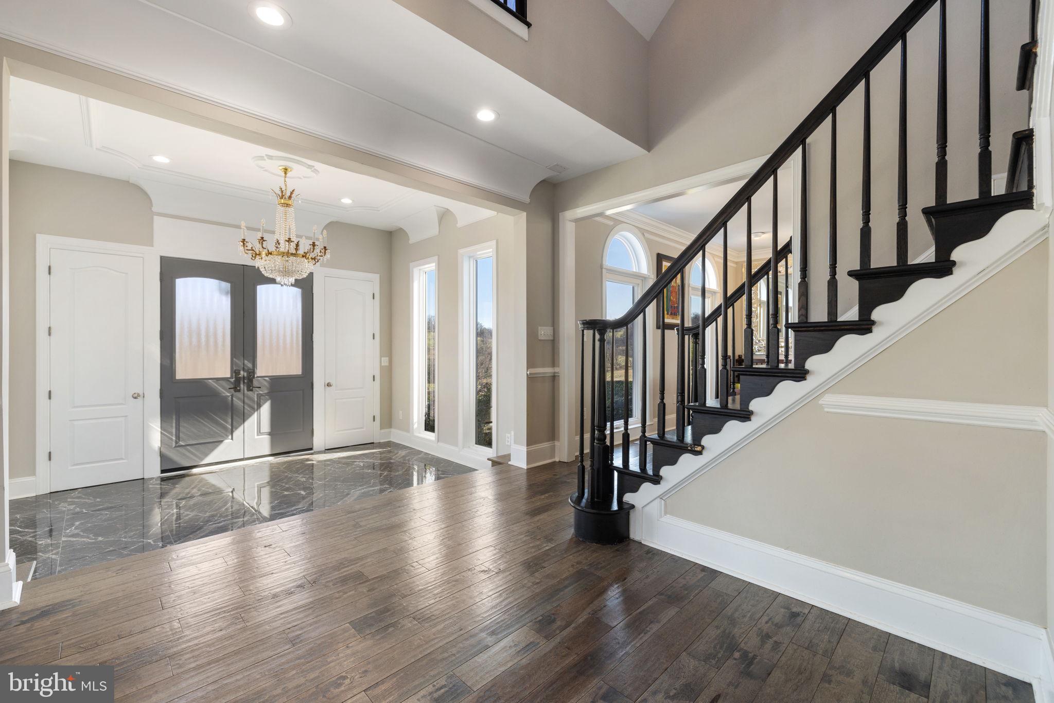 15929 Bridlepath Ln