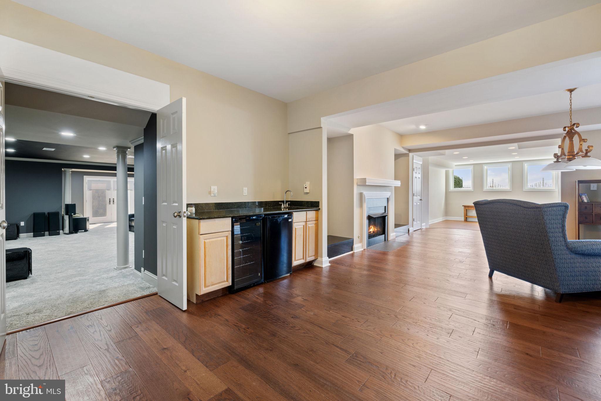 15929 Bridlepath Ln