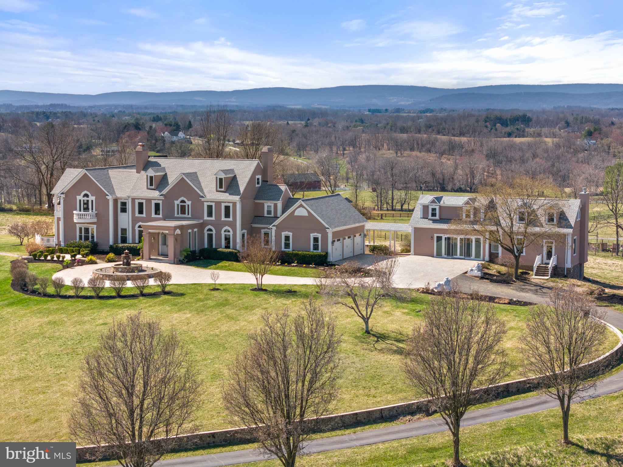 15929 Bridlepath Ln