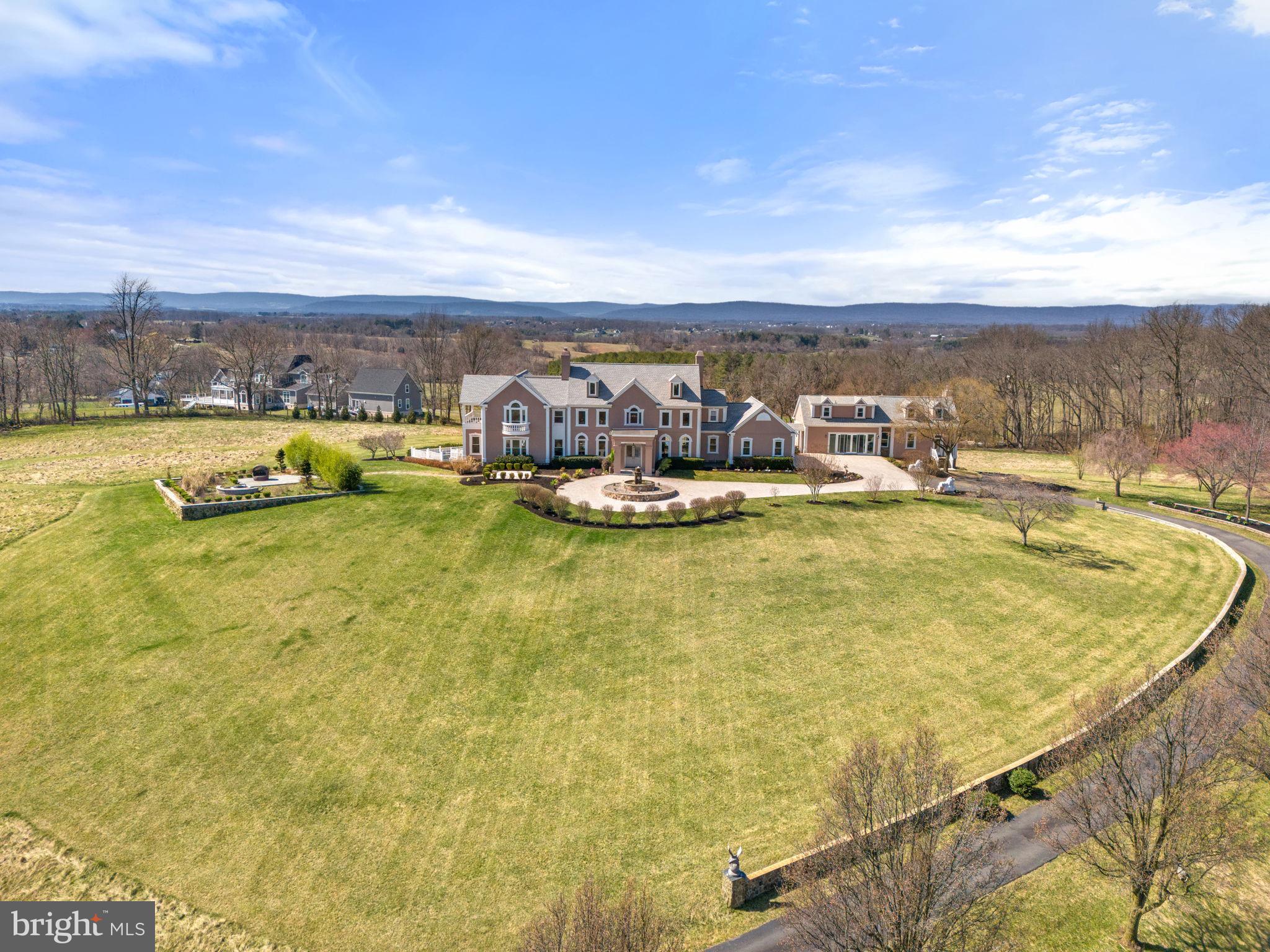 15929 Bridlepath Ln