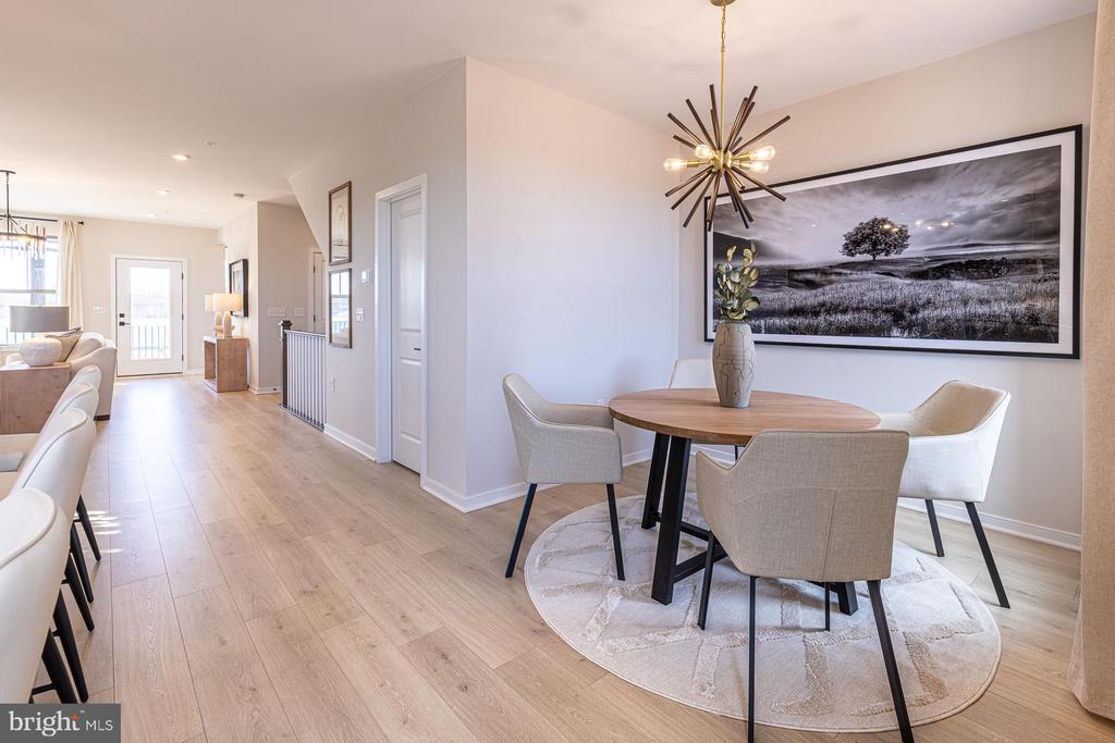 20916 Bluebird Sq
