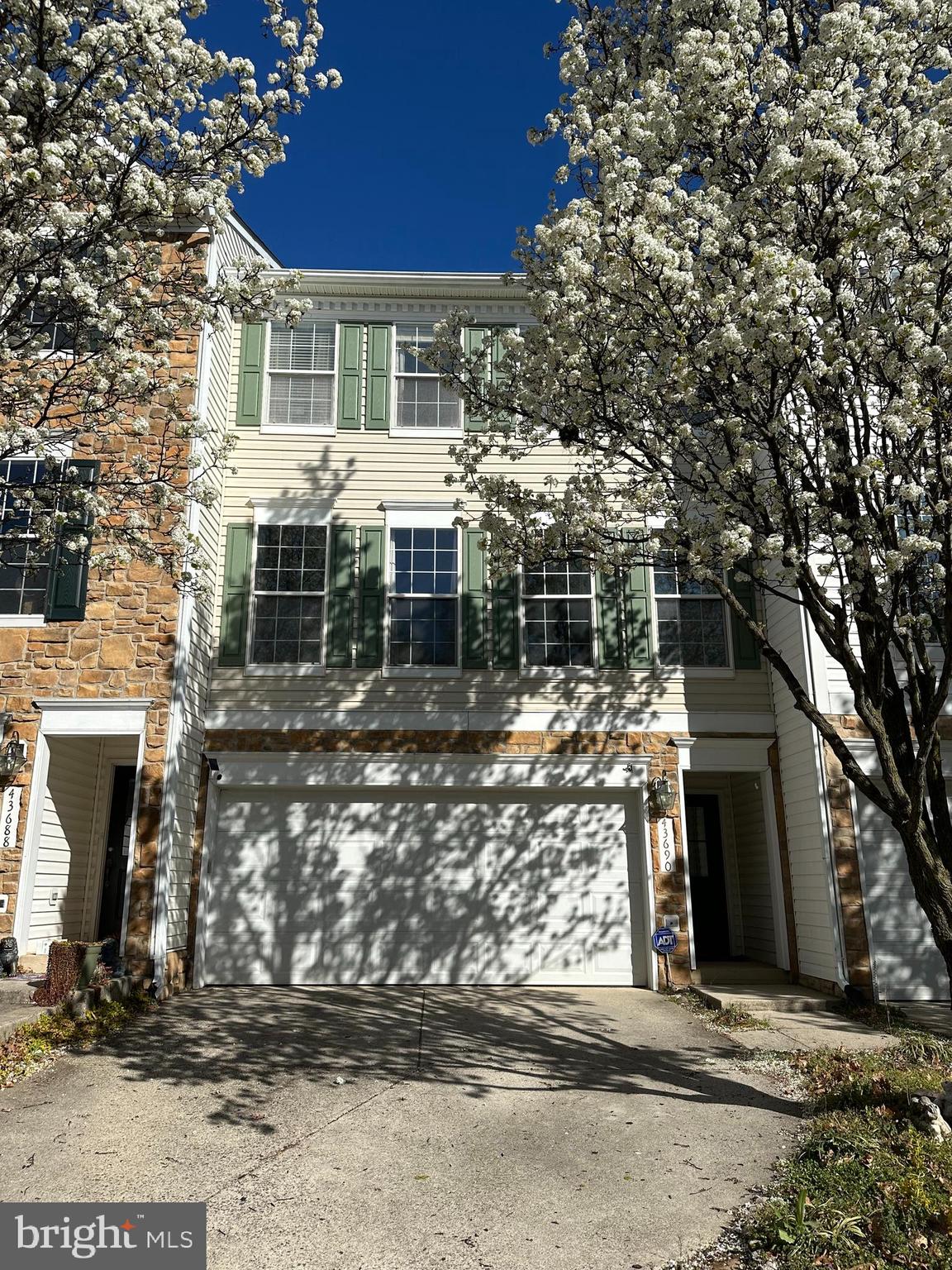 43690 Phelps Ter