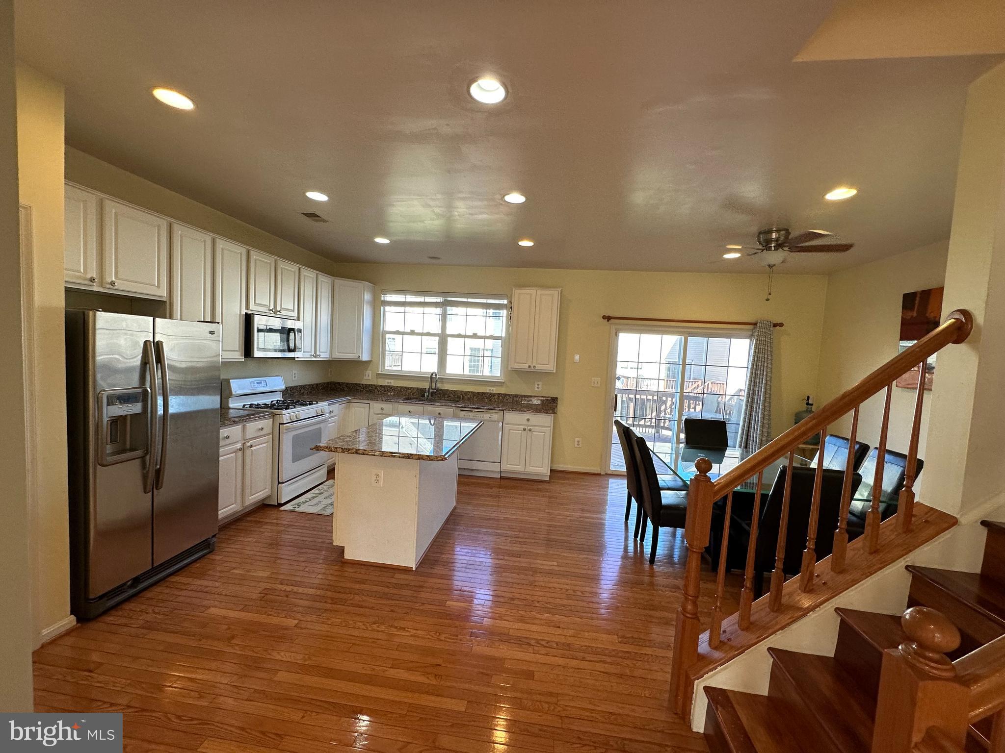 43690 Phelps Ter