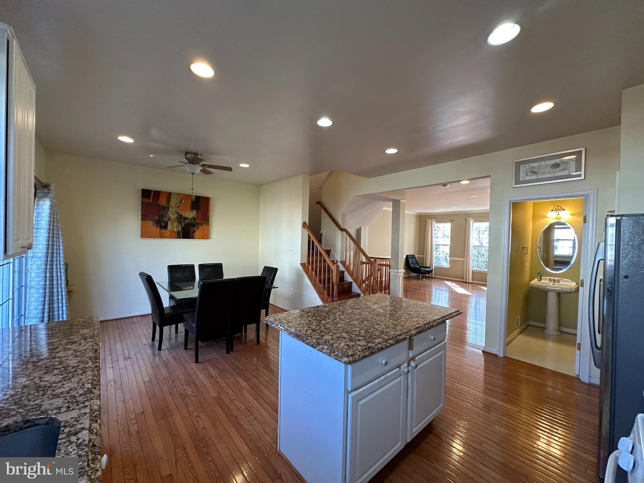 43690 Phelps Ter